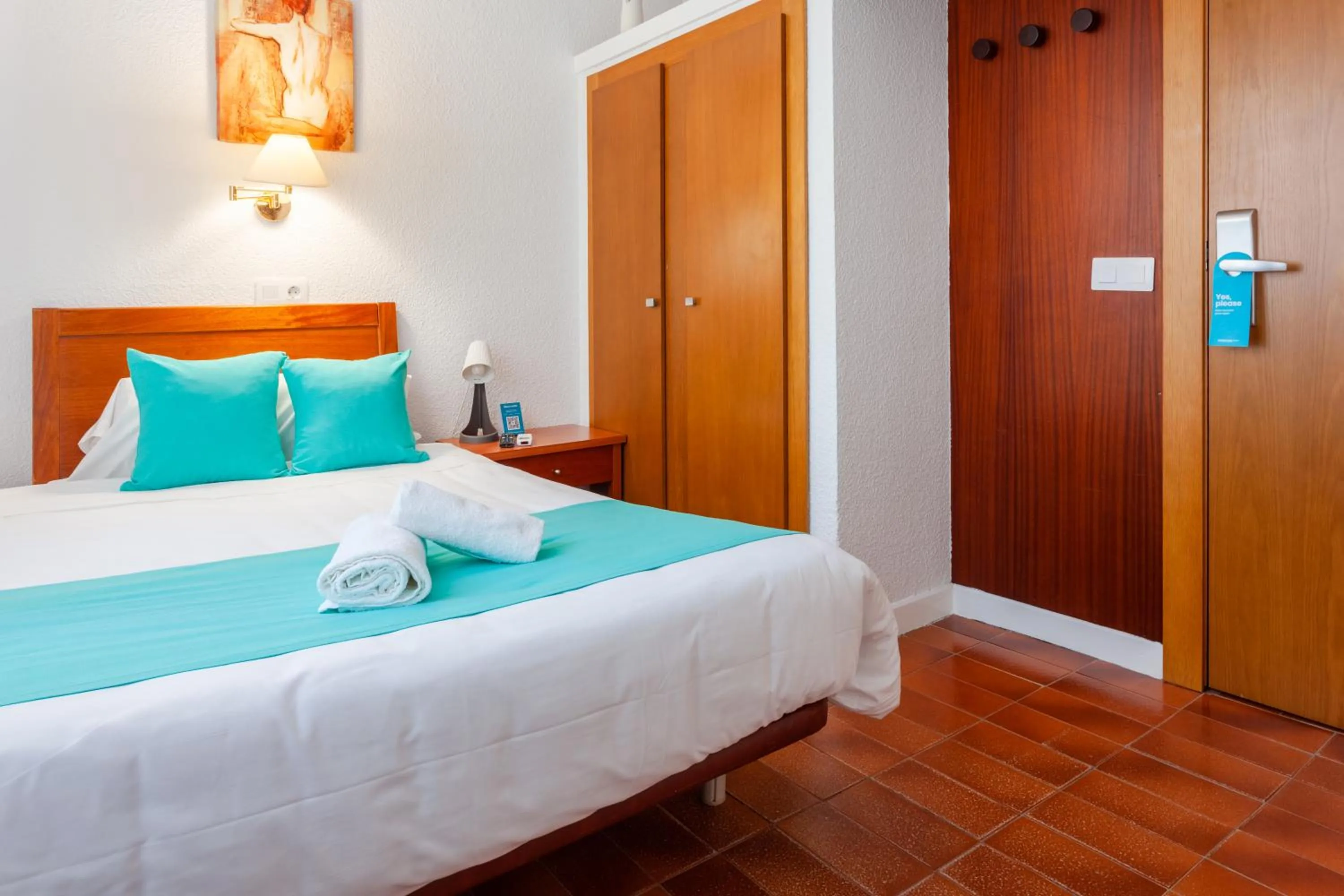 Bed in Checkin Torredembarra