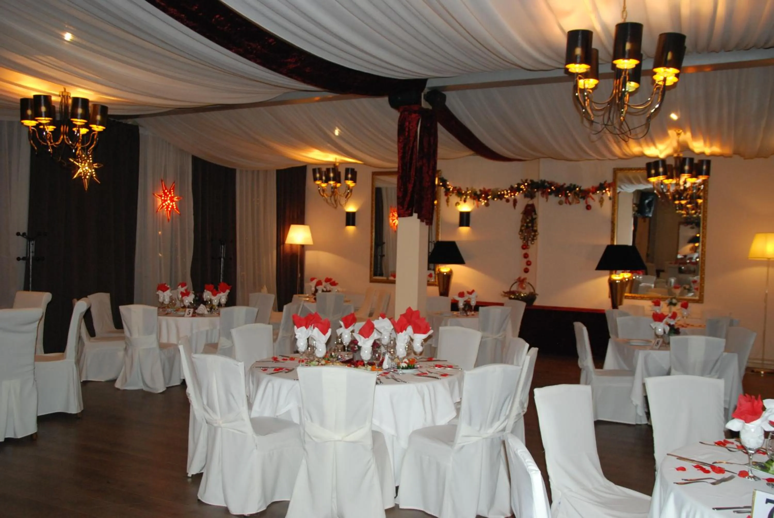 Food and drinks in Hotel Doro City