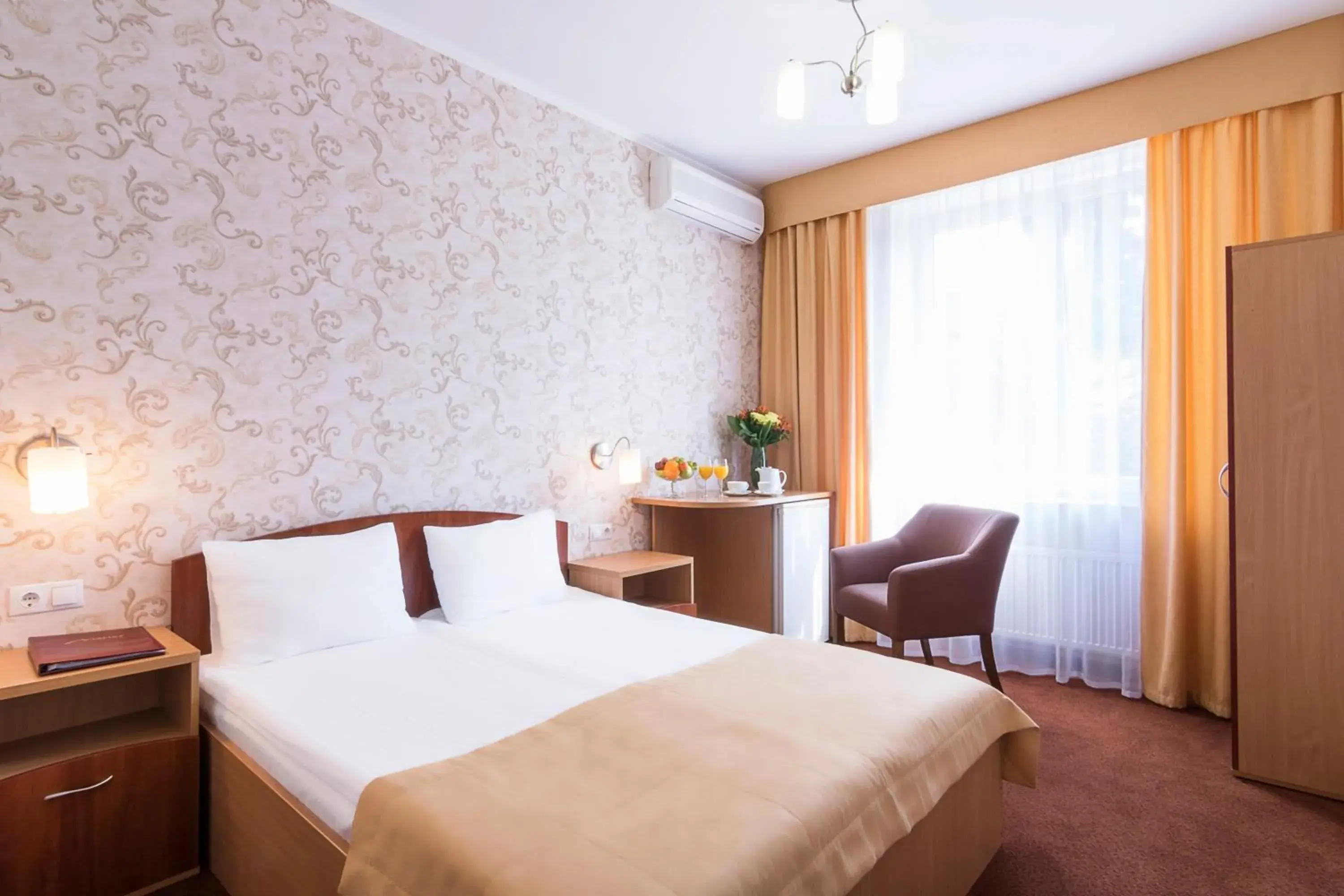 Standard Double Room in Mariot Medical Center Hotel Standard Double Room in Mariot Medical Center Hotel