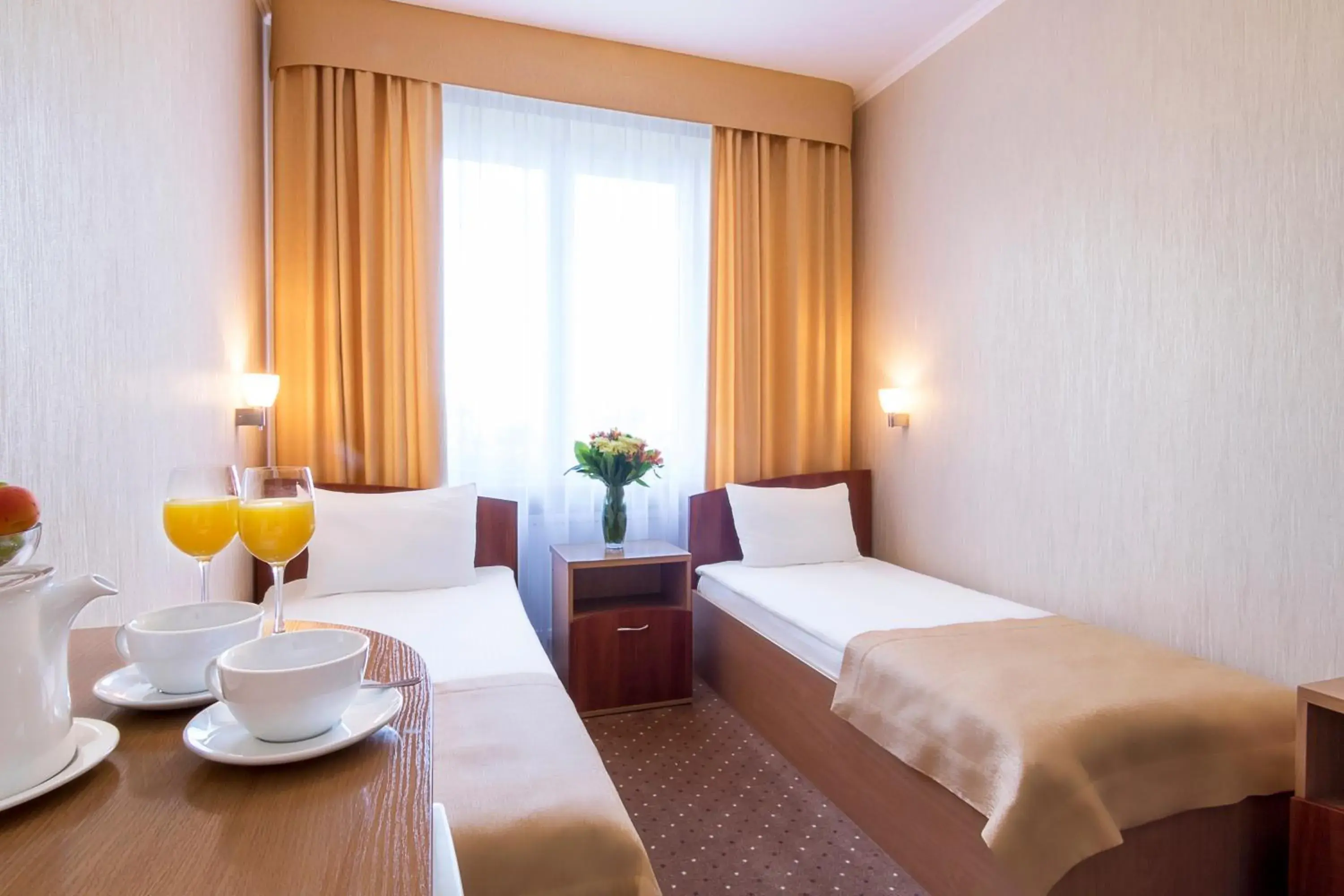 Standard Twin Room in Mariot Medical Center Hotel Standard Twin Room in Mariot Medical Center Hotel