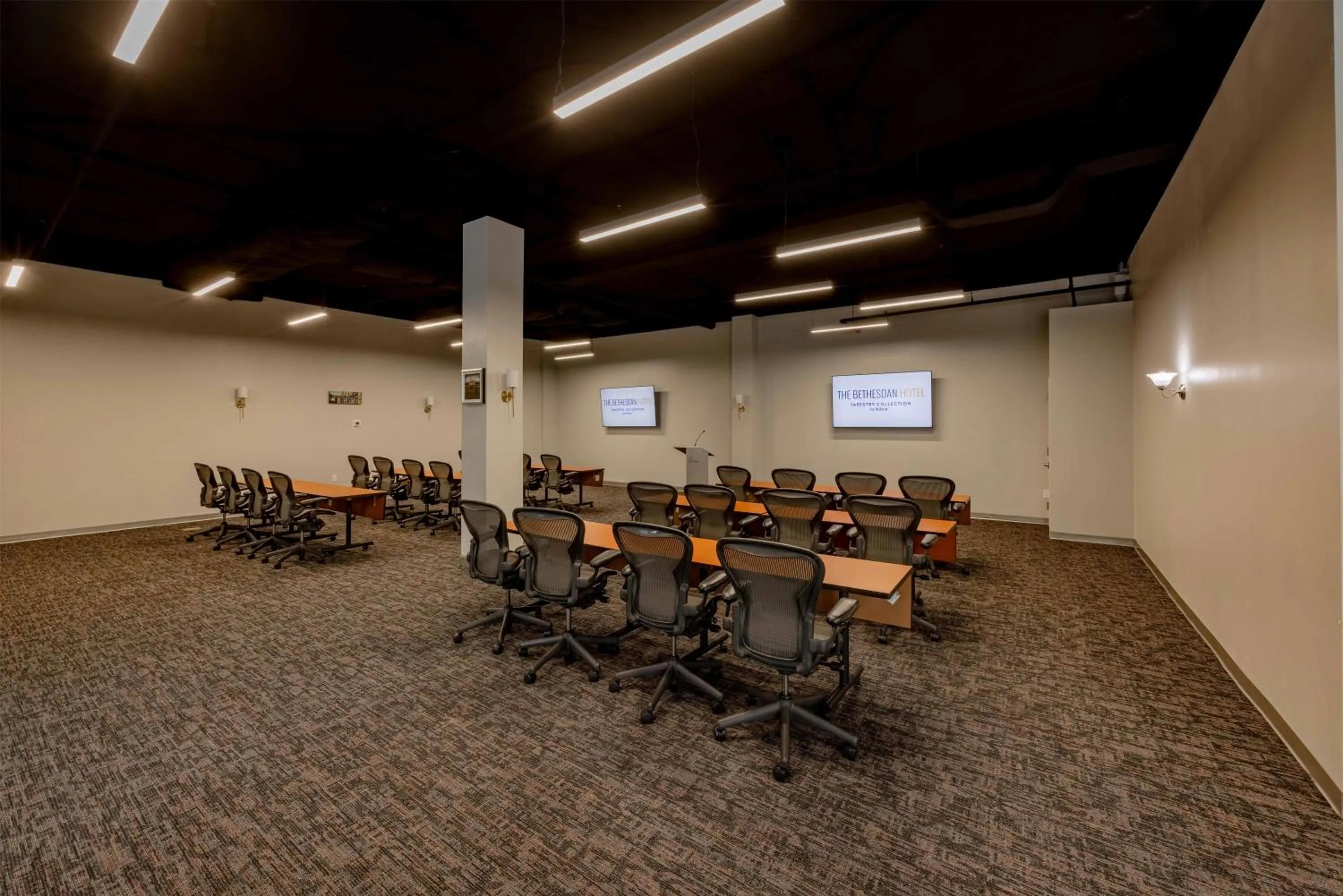 Meeting/conference room in The Bethesdan Hotel, Tapestry Collection by Hilton