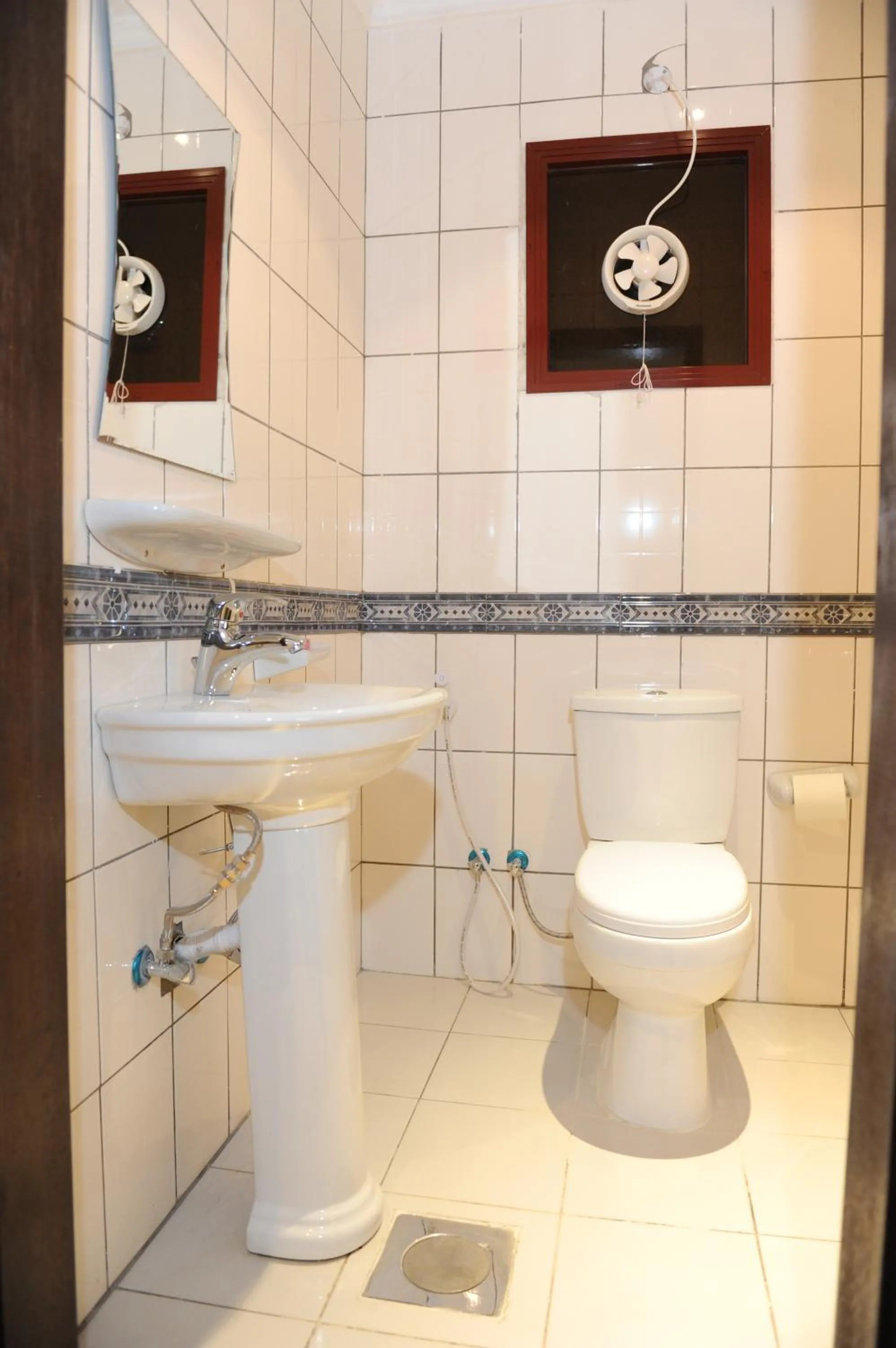 Bathroom in Terrace Furnished Apartments- Salmiya