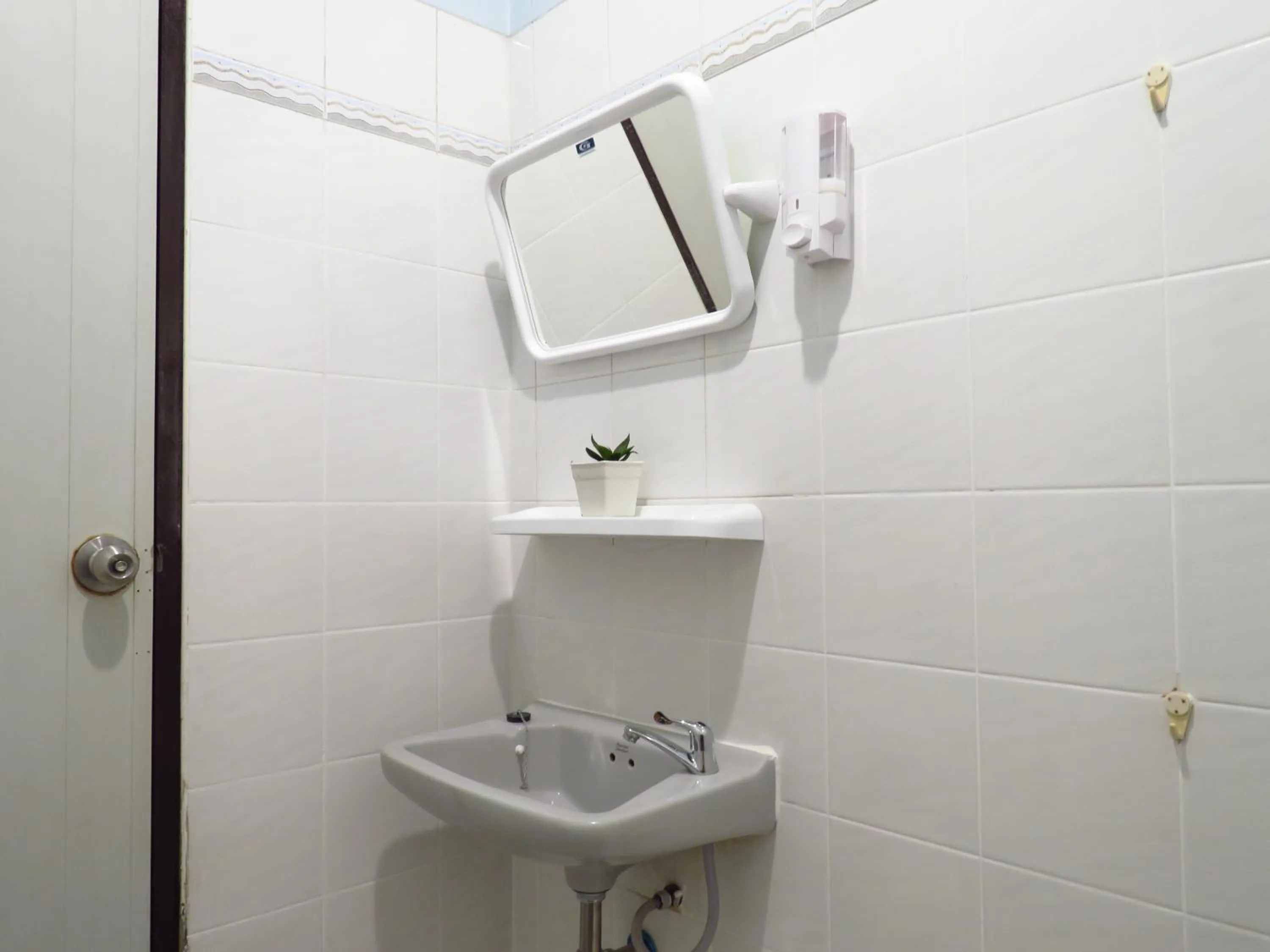 Bathroom in Mam's House Khaosan