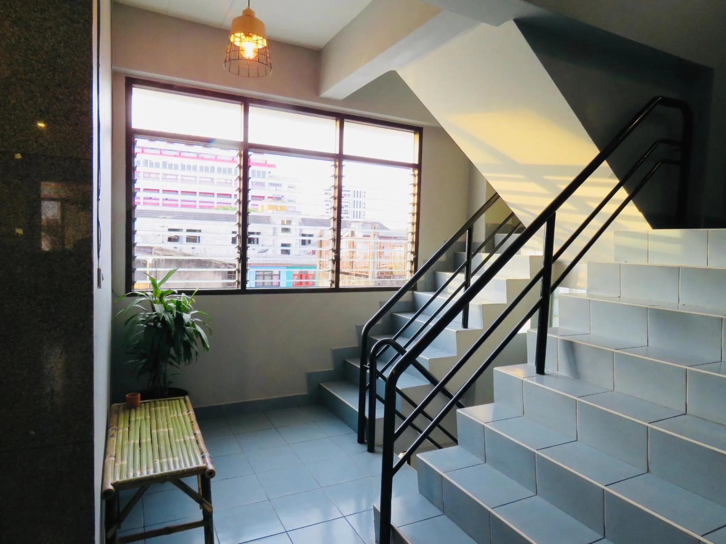 Seating area in Mam's House Khaosan