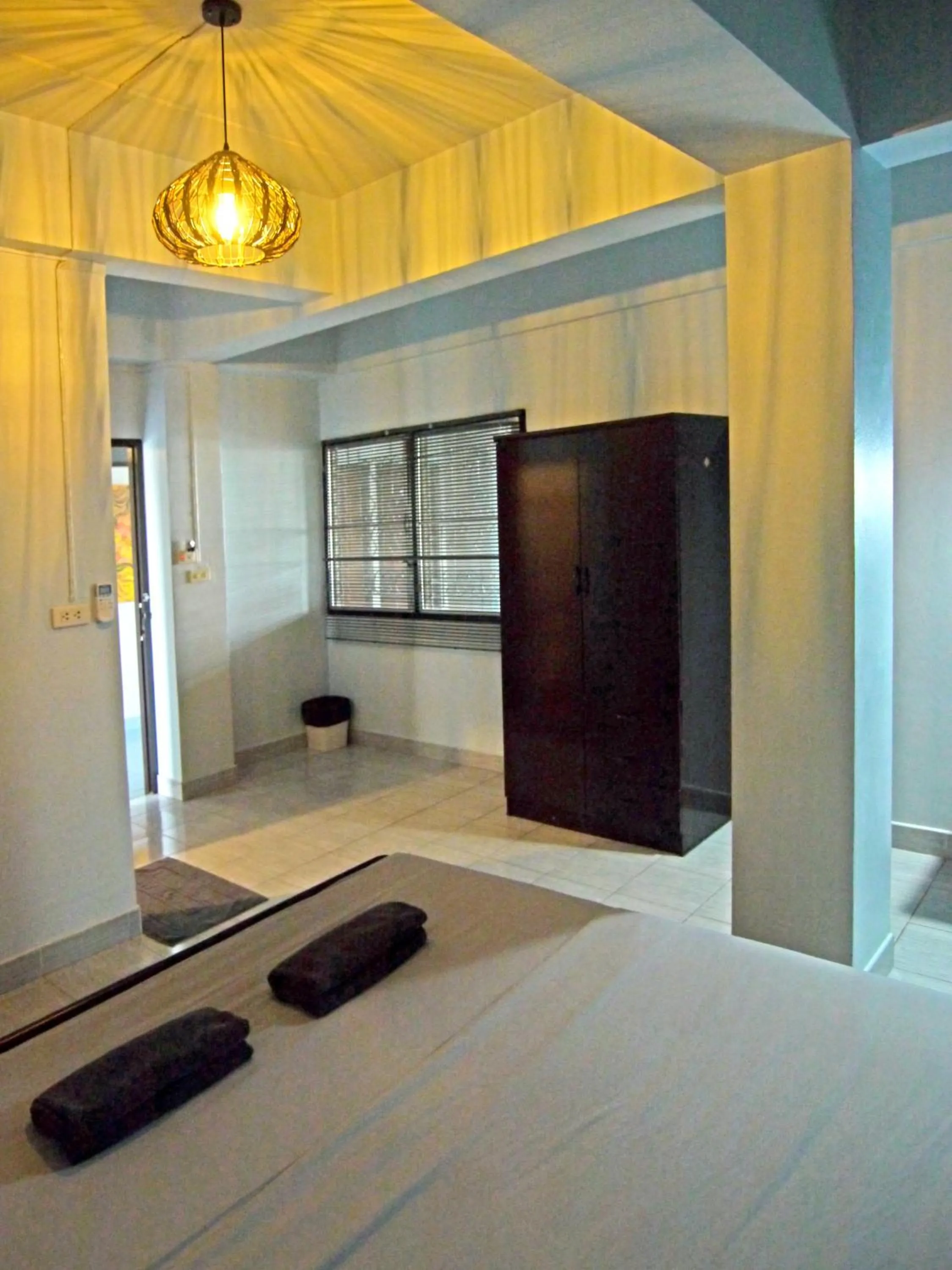 Bedroom, Bed in Mam's House Khaosan