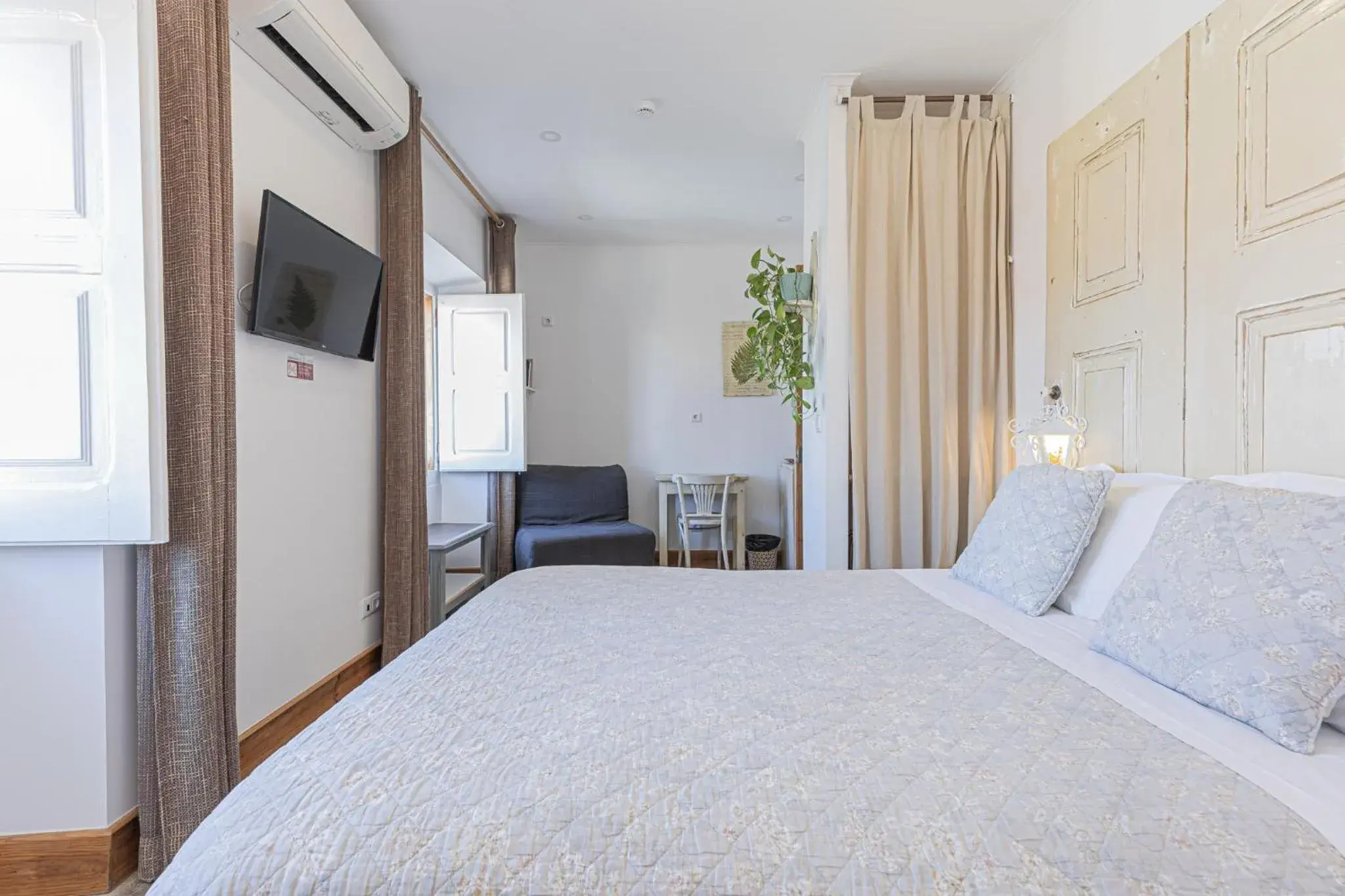 Superior Double Room - single occupancy in NINHO SALOIO Superior Double Room - single occupancy in NINHO SALOIO