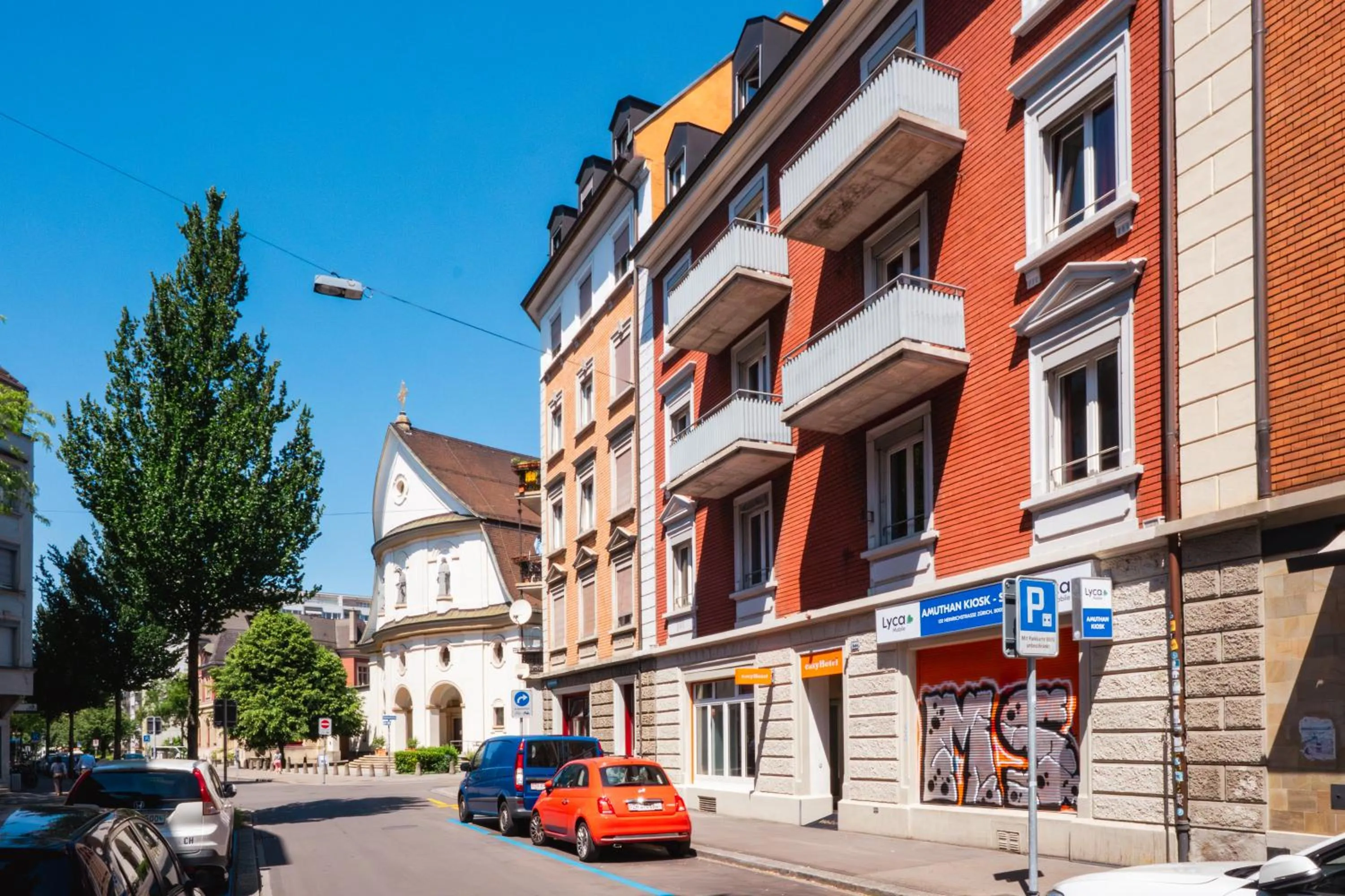 Property building in easyHotel Zürich City Limmatplatz