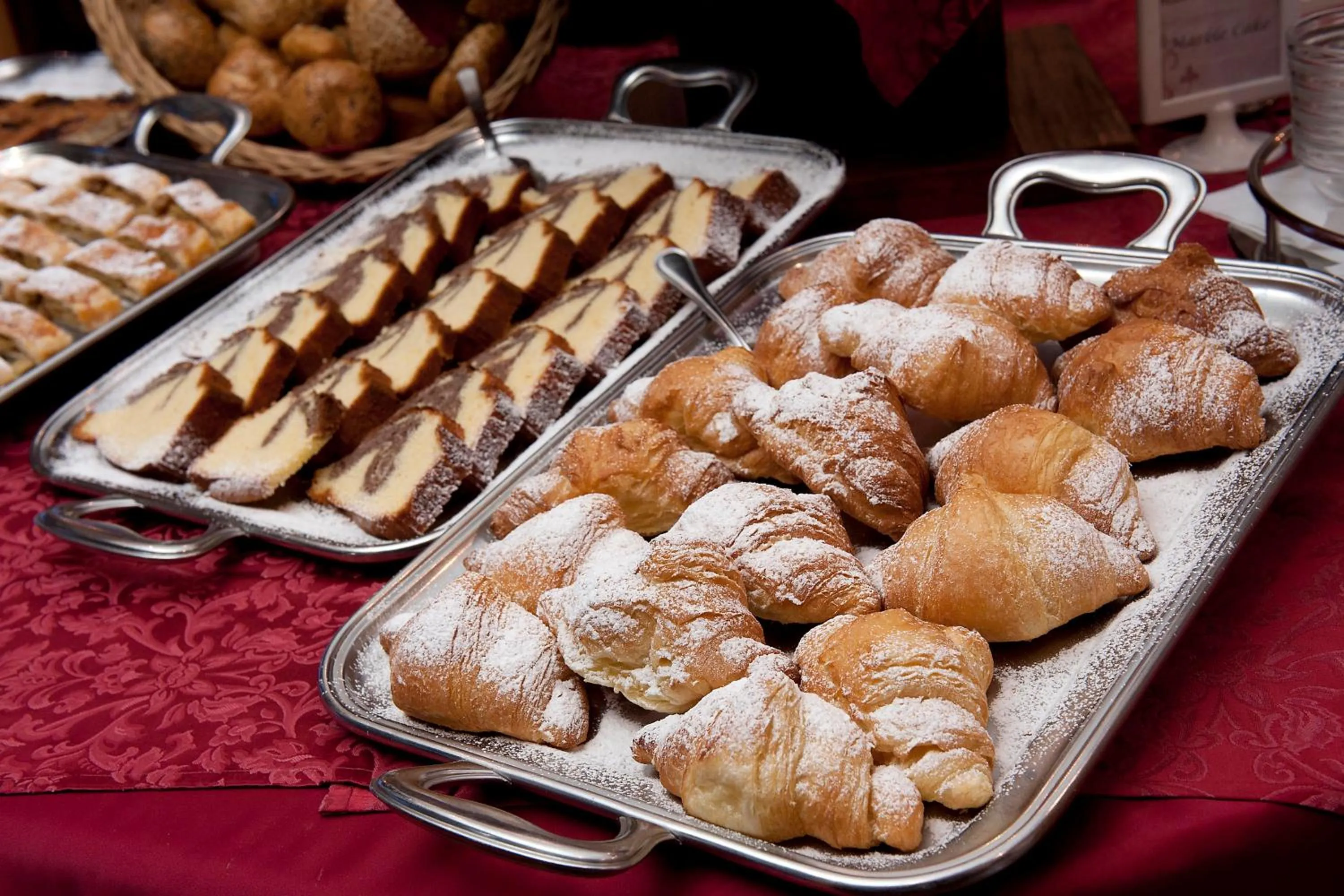 Buffet breakfast in Hotel Italia
