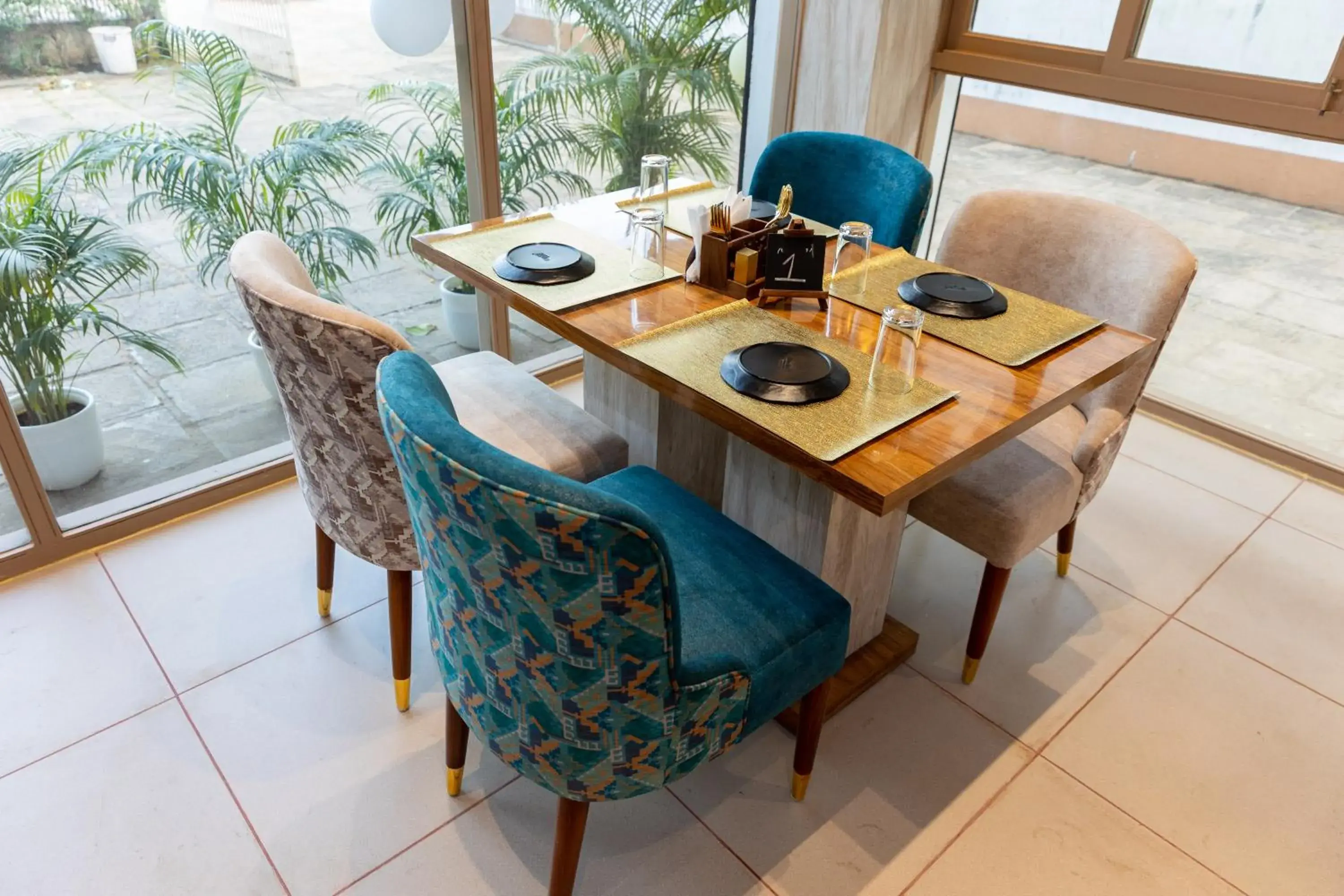 Restaurant/places to eat in Treebo Oasis, Laxmisagar Restaurant/places to eat in Treebo Oasis, Laxmisagar