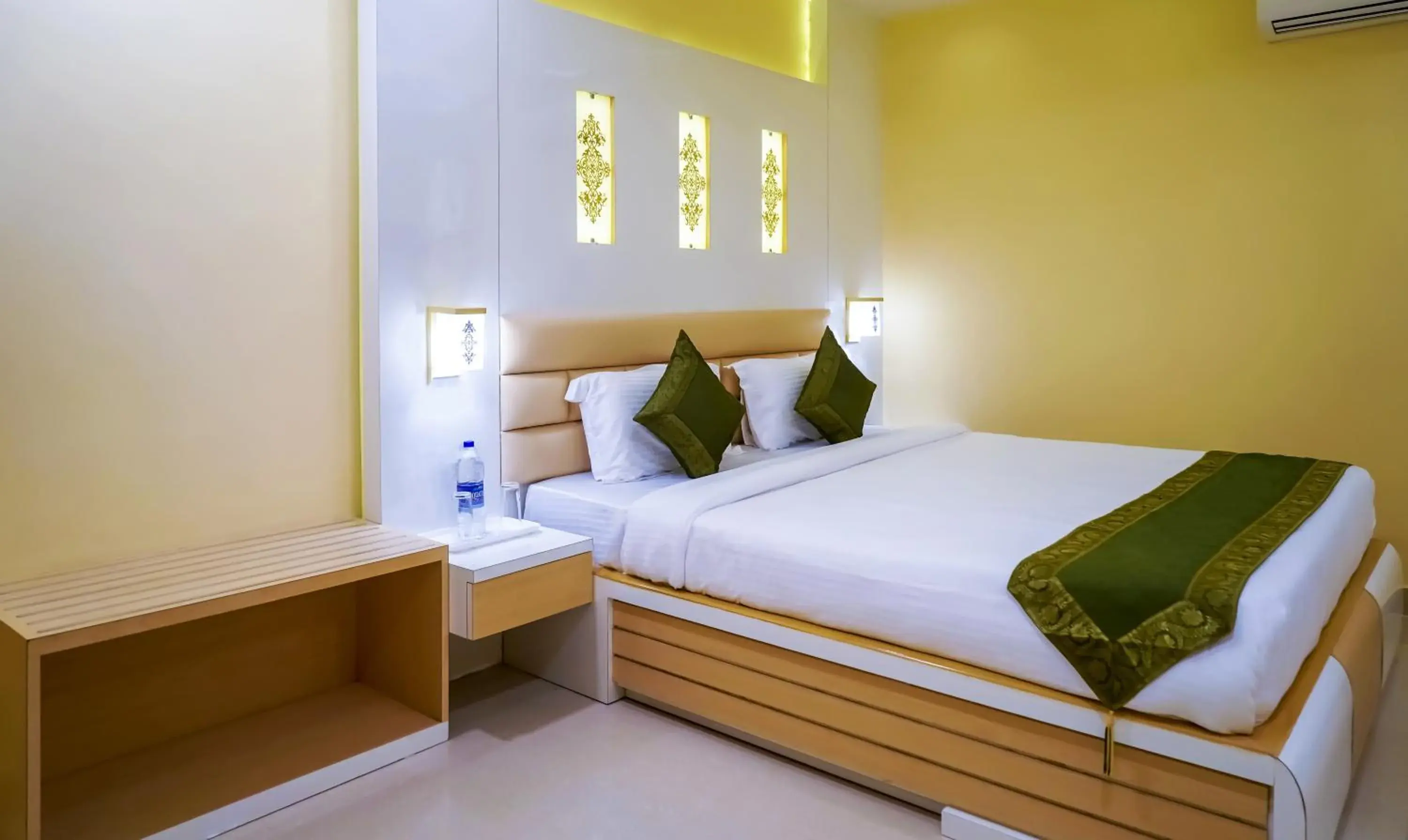 Bed in Treebo Oasis, Laxmisagar Bed in Treebo Oasis, Laxmisagar