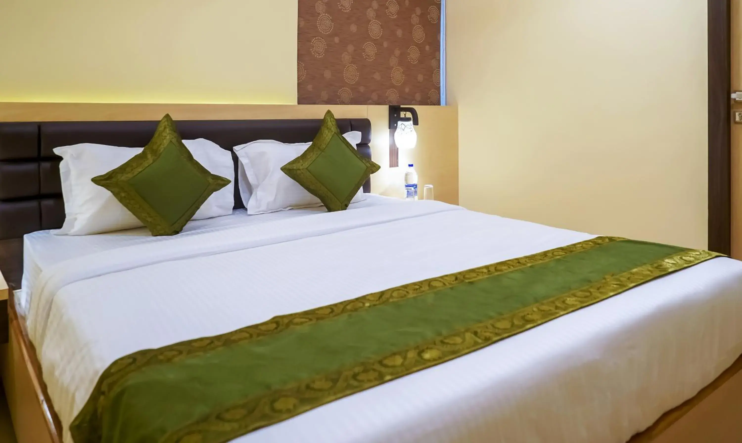 Bed in Treebo Oasis, Laxmisagar Bed in Treebo Oasis, Laxmisagar