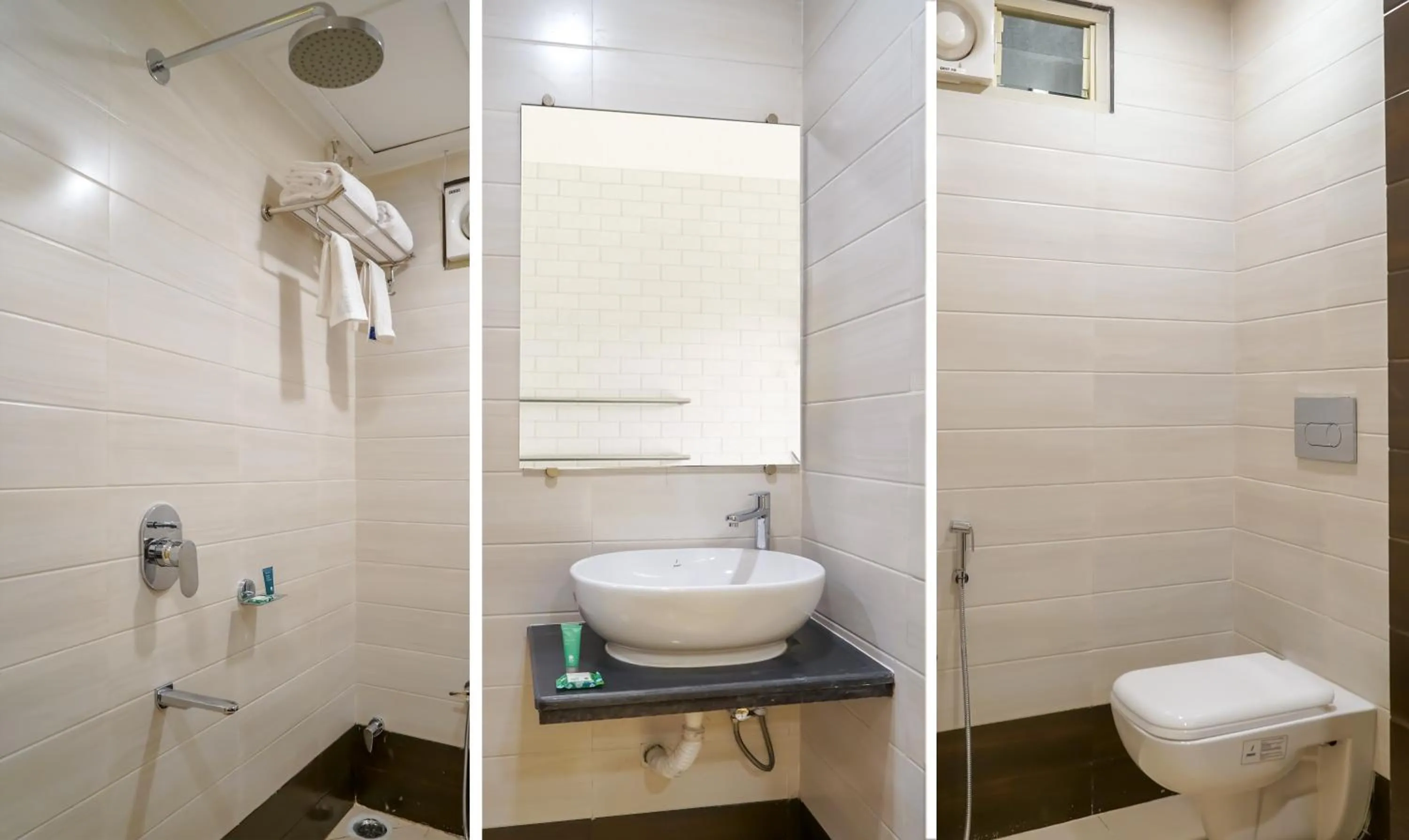 Toilet in Treebo Oasis, Laxmisagar