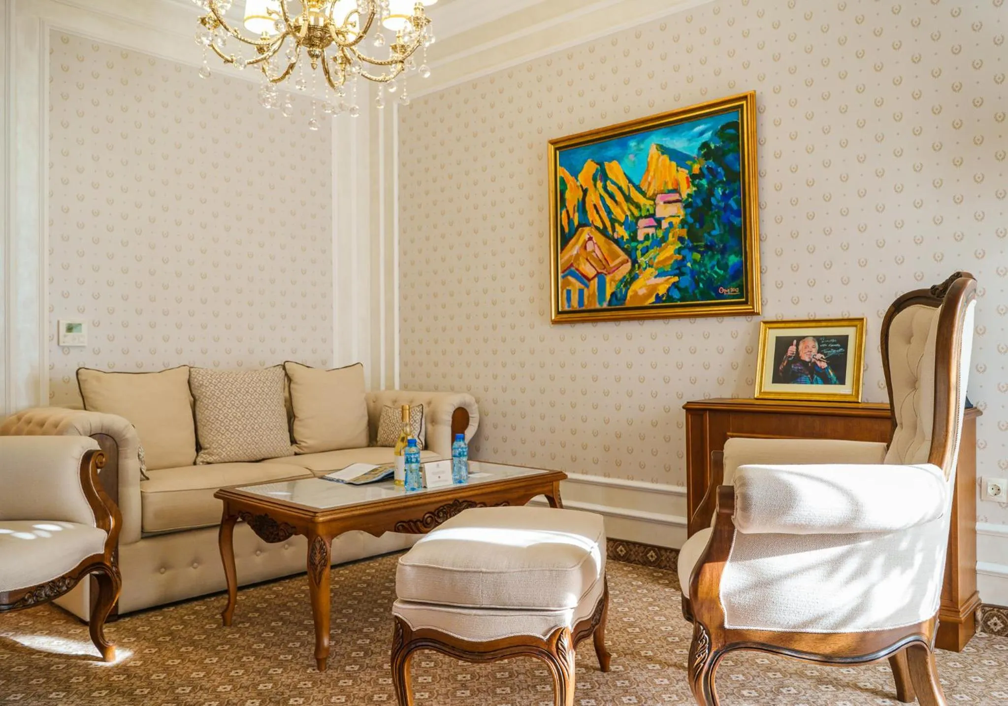 Living room in Residence City Garden - Certificate of Excellence Top 10 BEST Five-Stars City Hotels for 2024 awarded by HTIF