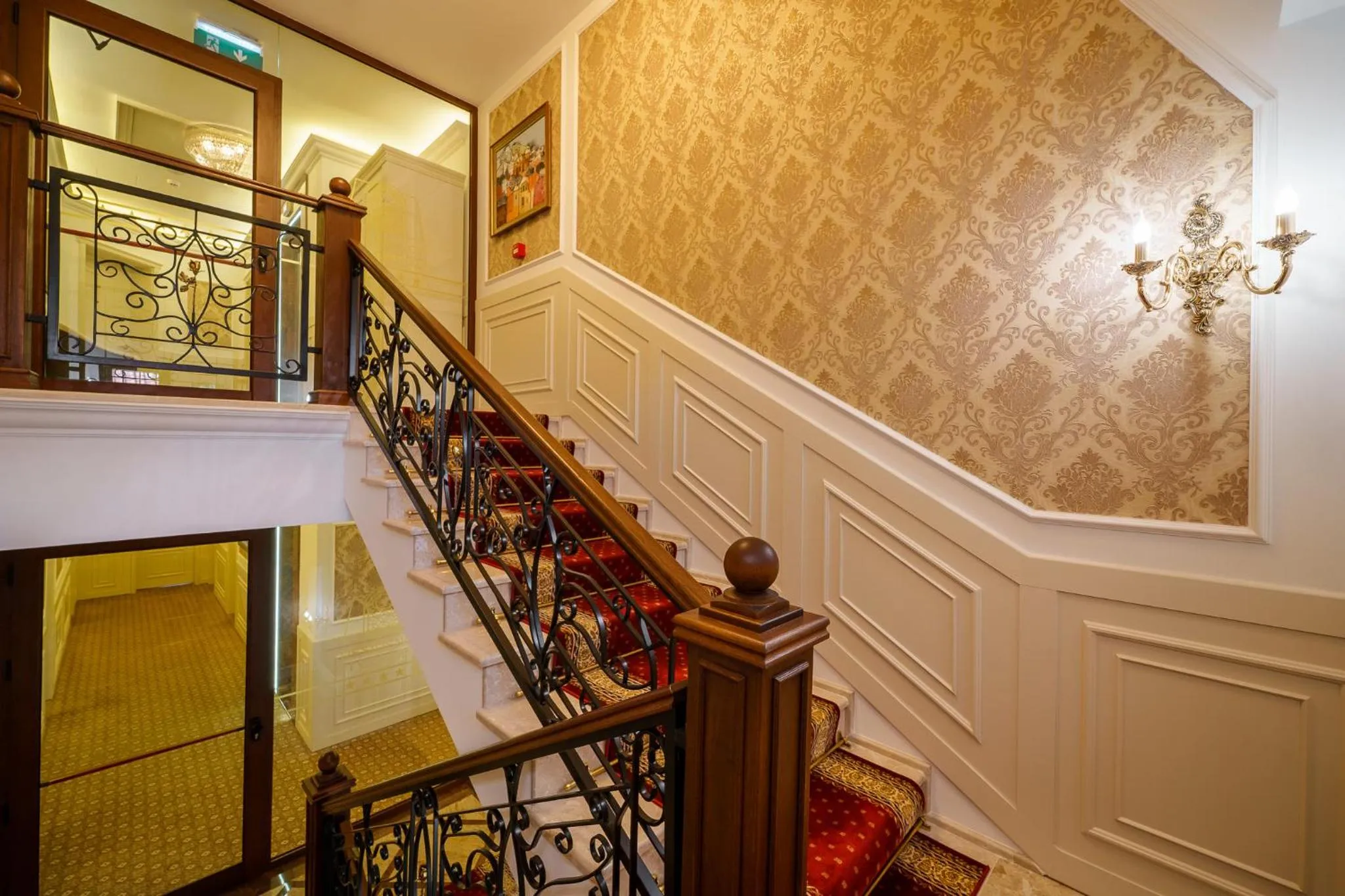 Property building in Residence City Garden - Certificate of Excellence Top 10 BEST Five-Stars City Hotels for 2024 awarded by HTIF