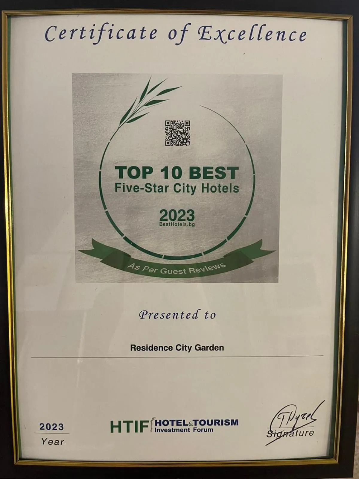 Property logo or sign in Residence City Garden - Certificate of Excellence Top 10 BEST Five-Stars City Hotels for 2024 awarded by HTIF