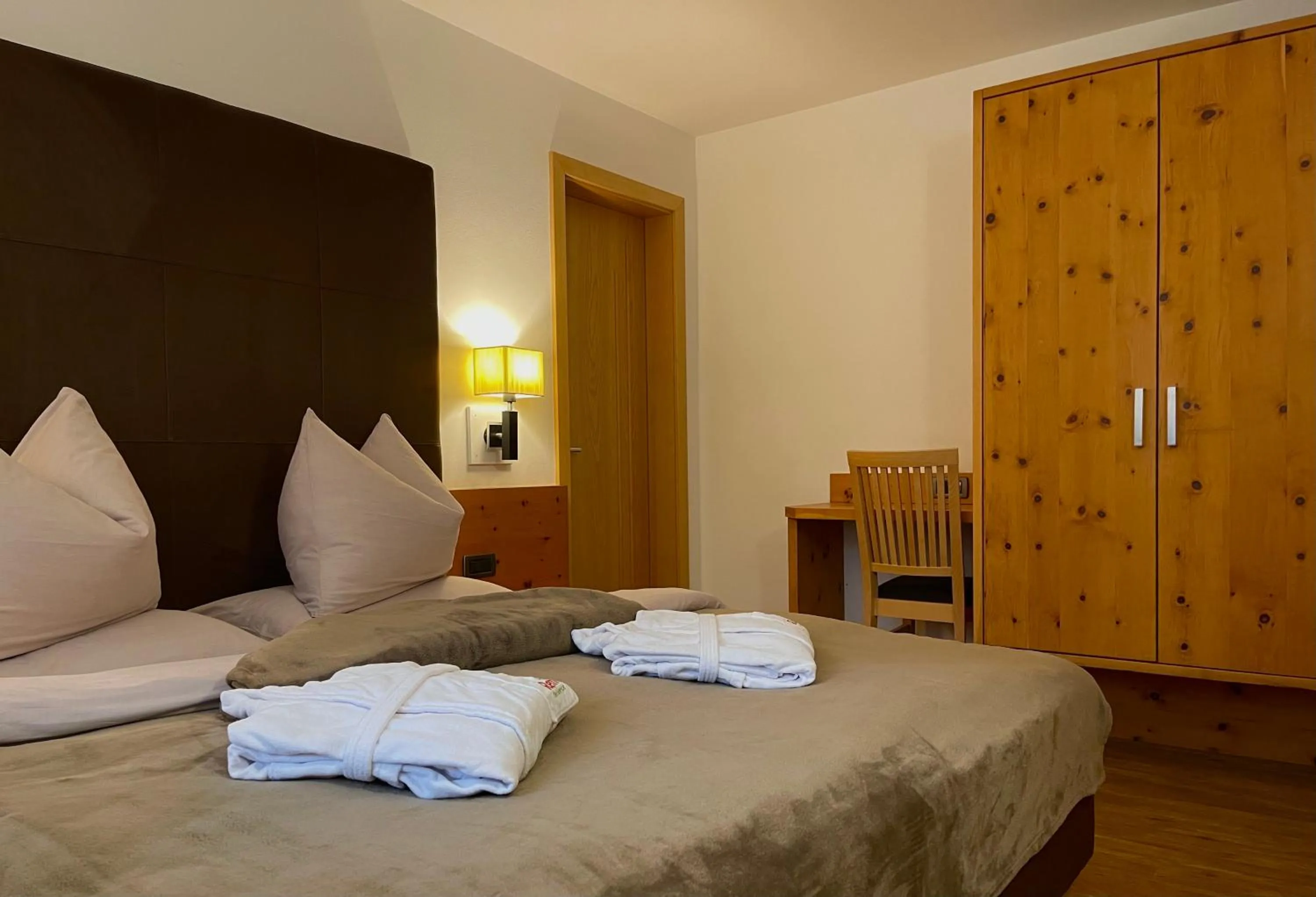 Bedroom, Bed in Residence Remi