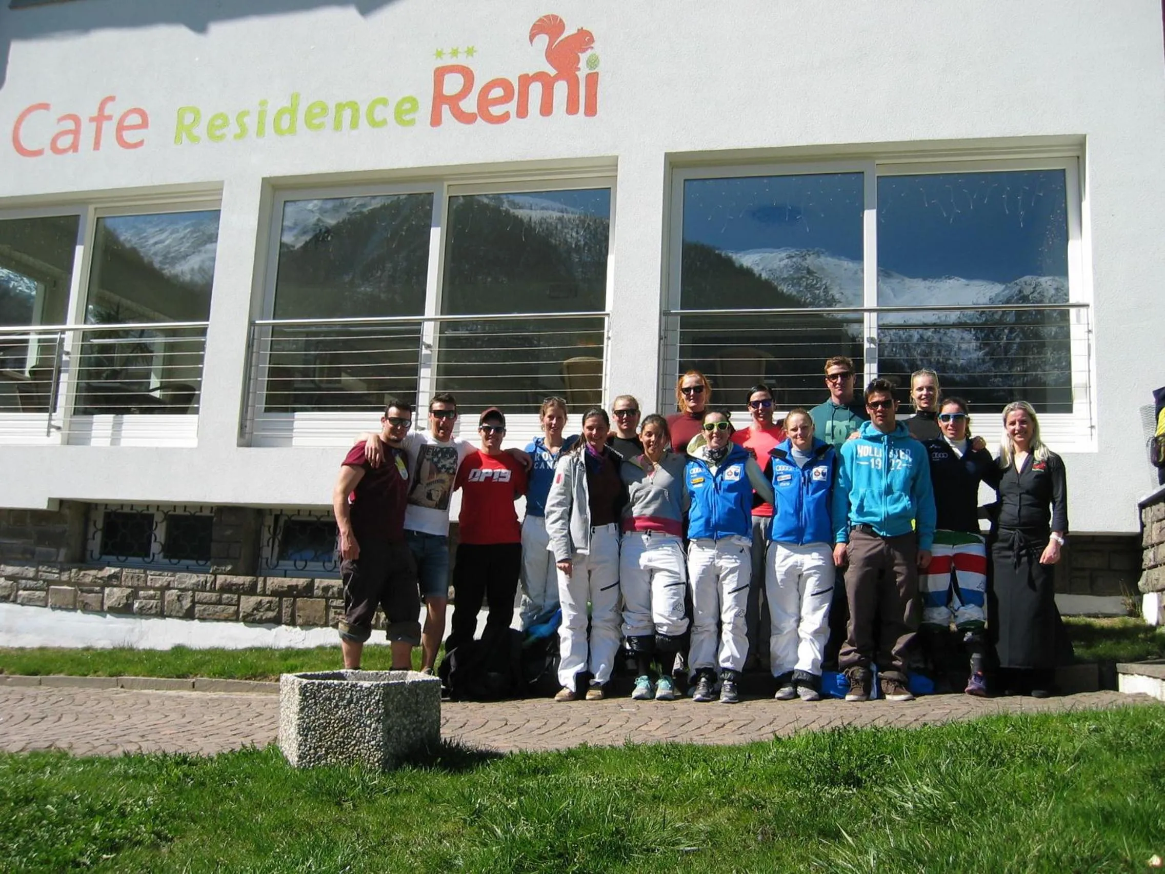 Skiing in Residence Remi