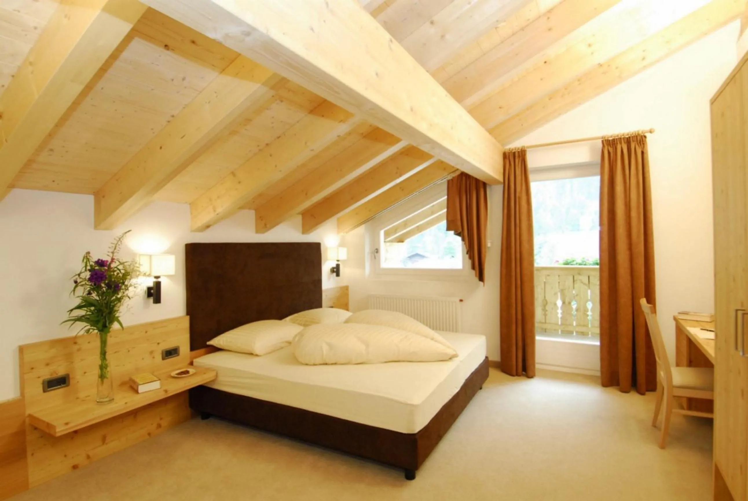 Bedroom, Bed in Residence Remi