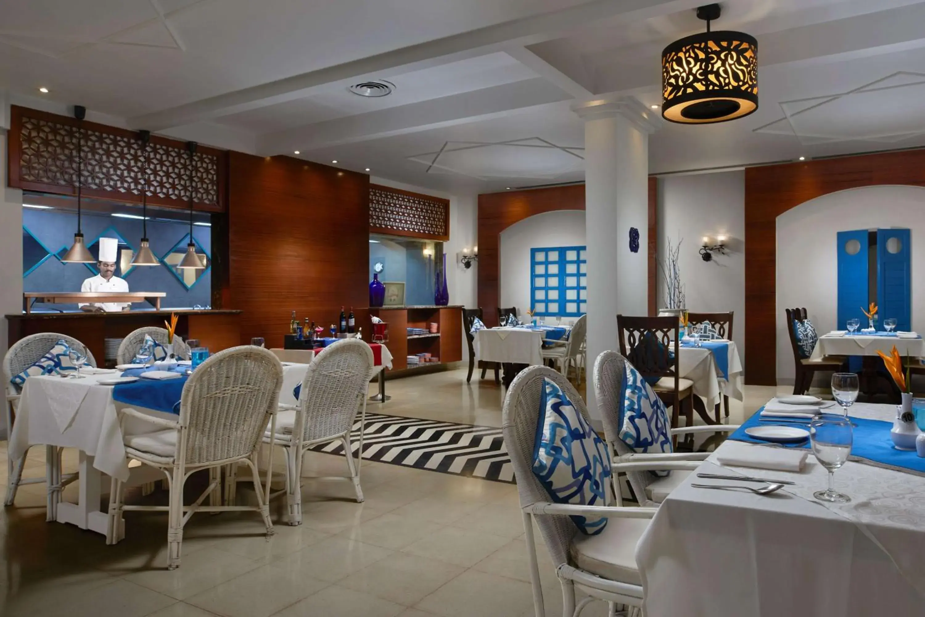 Restaurant/places to eat in Radisson Blu Resort, Goa Restaurant/places to eat in Radisson Blu Resort, Goa