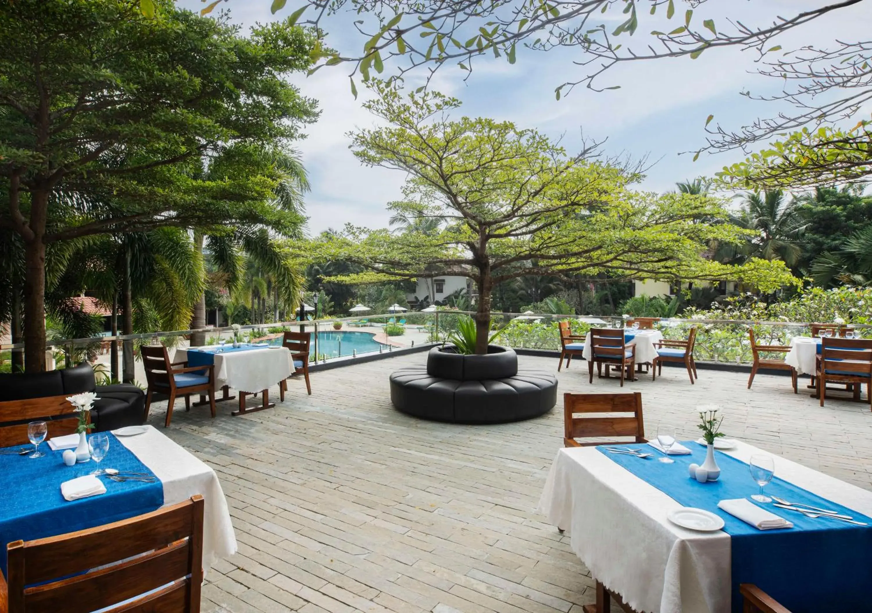 Restaurant/places to eat in Radisson Blu Resort, Goa Restaurant/places to eat in Radisson Blu Resort, Goa