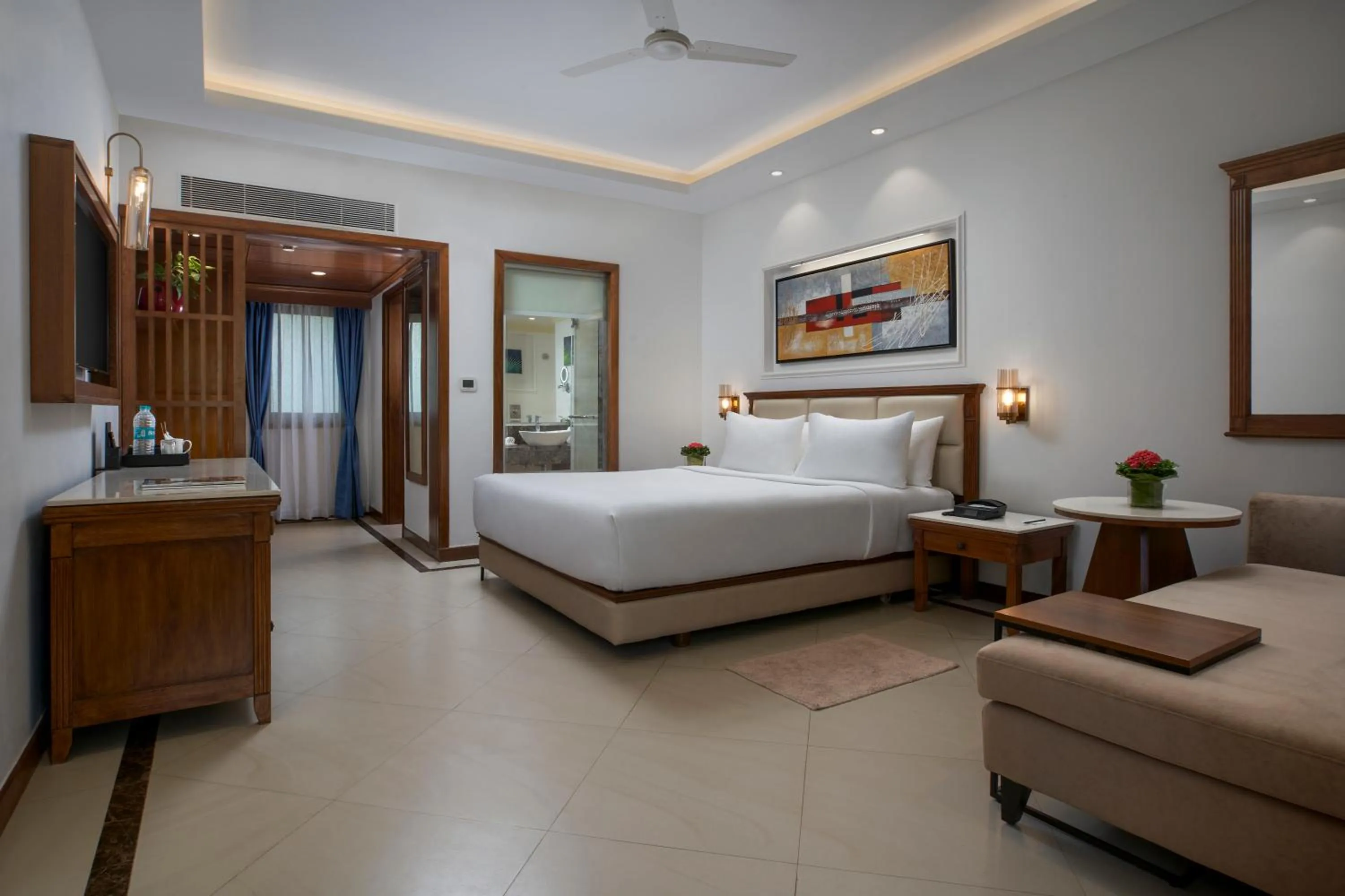 Bed in Radisson Blu Resort, Goa
