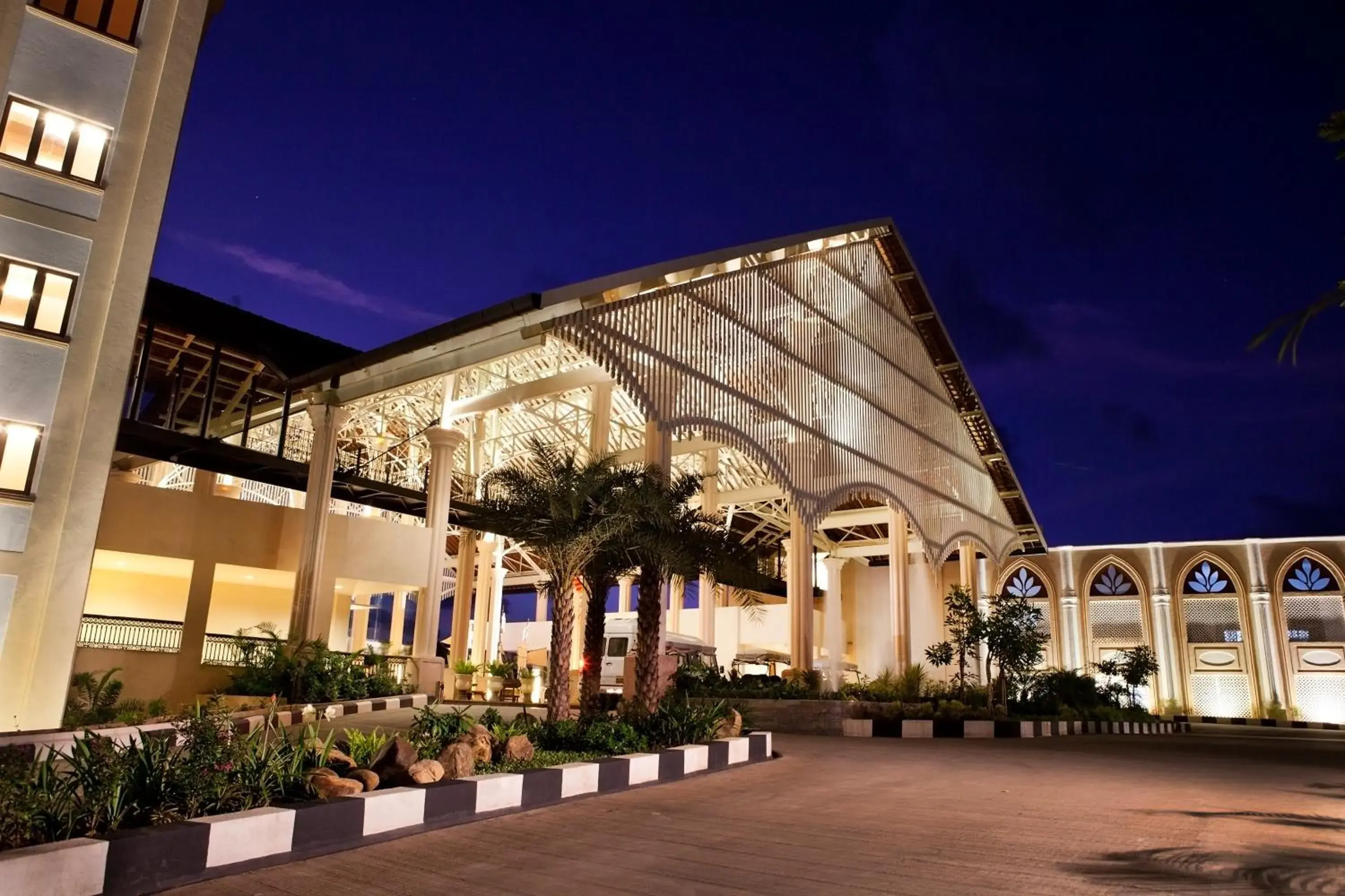 Facade/entrance in Radisson Blu Resort, Goa Facade/entrance in Radisson Blu Resort, Goa