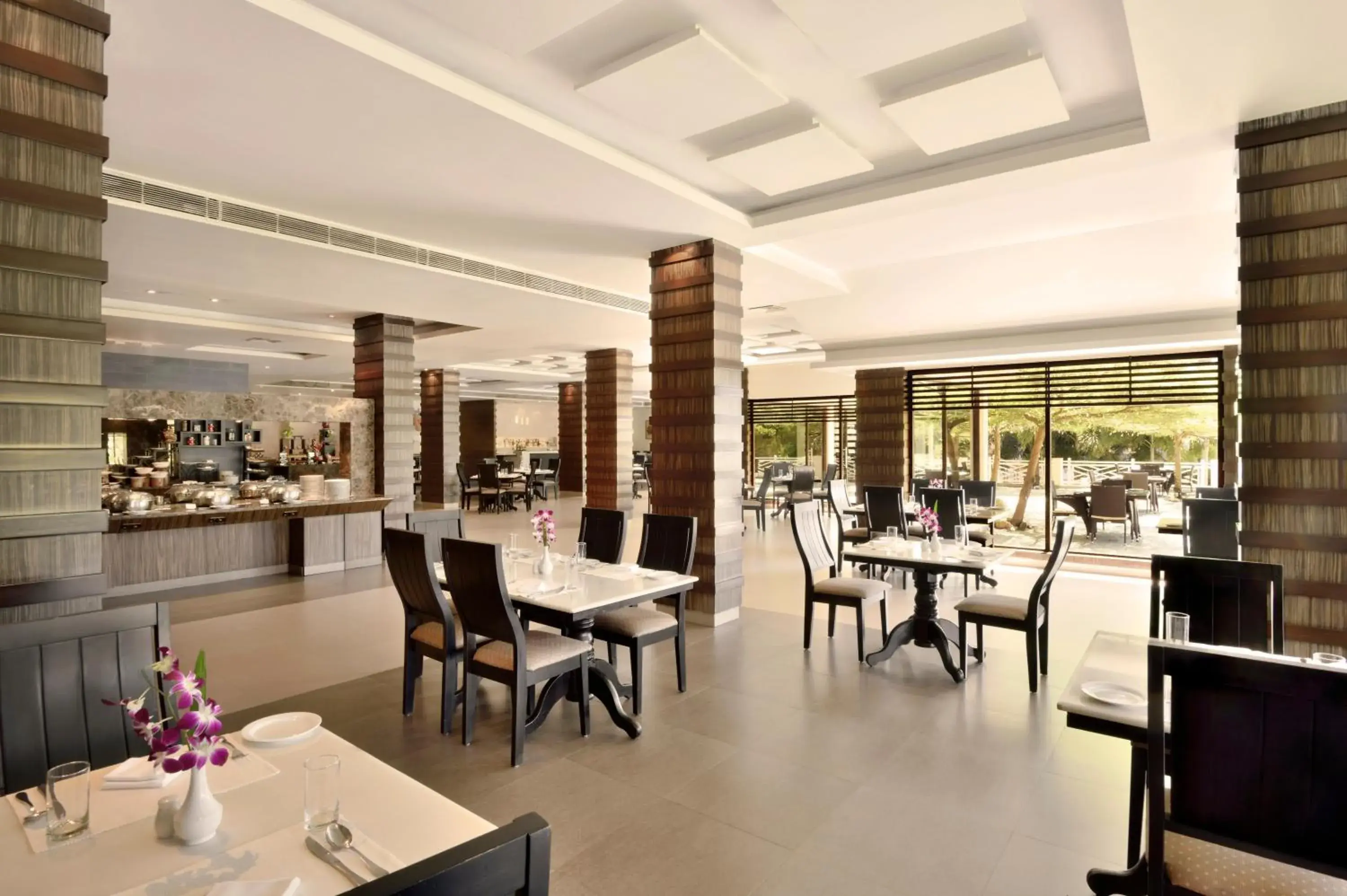 Food and drinks in Radisson Blu Resort, Goa Food and drinks in Radisson Blu Resort, Goa