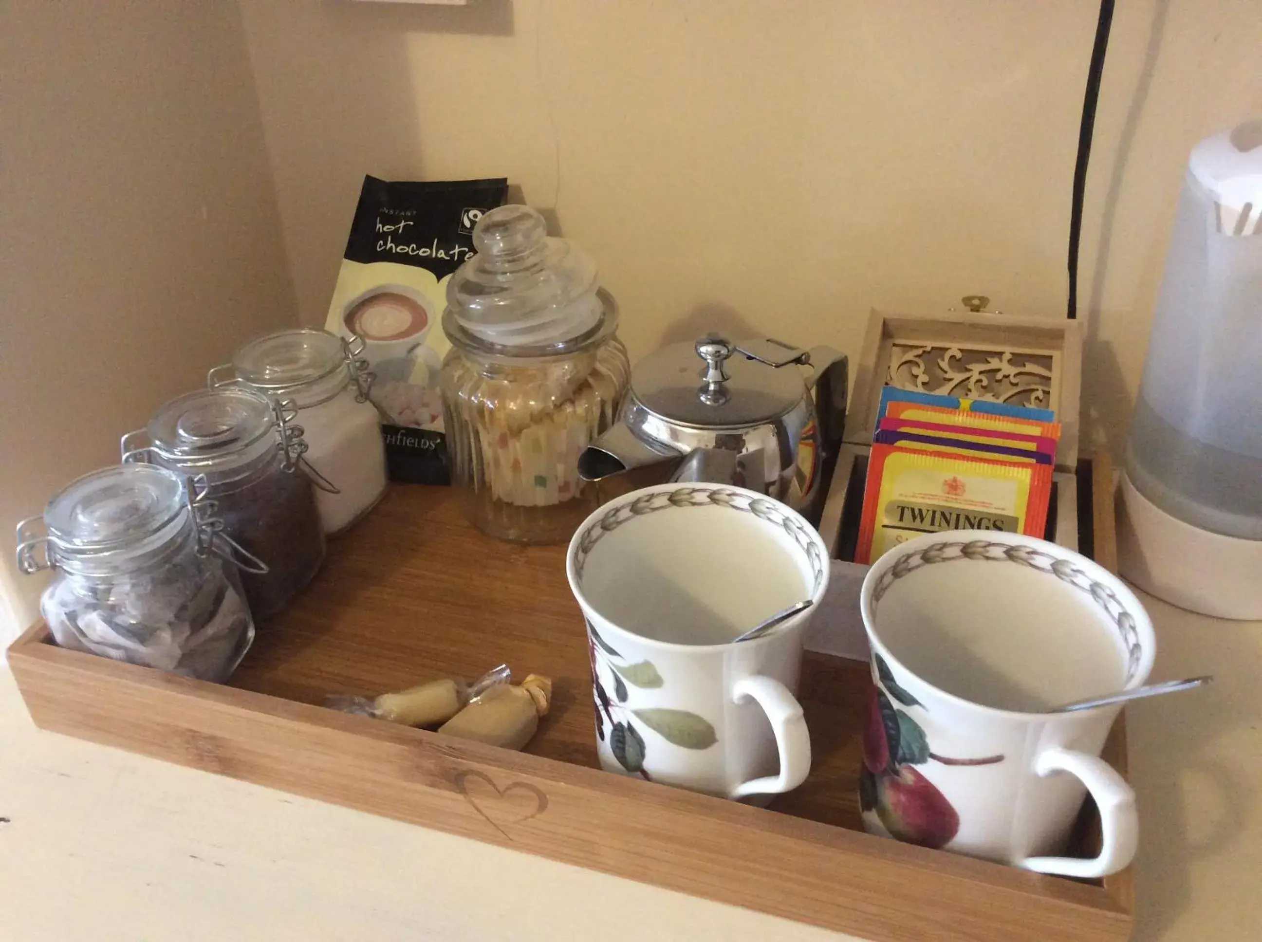 Double Room with Private Bathroom - single occupancy in The Poplars Double Room with Private Bathroom - single occupancy in The Poplars