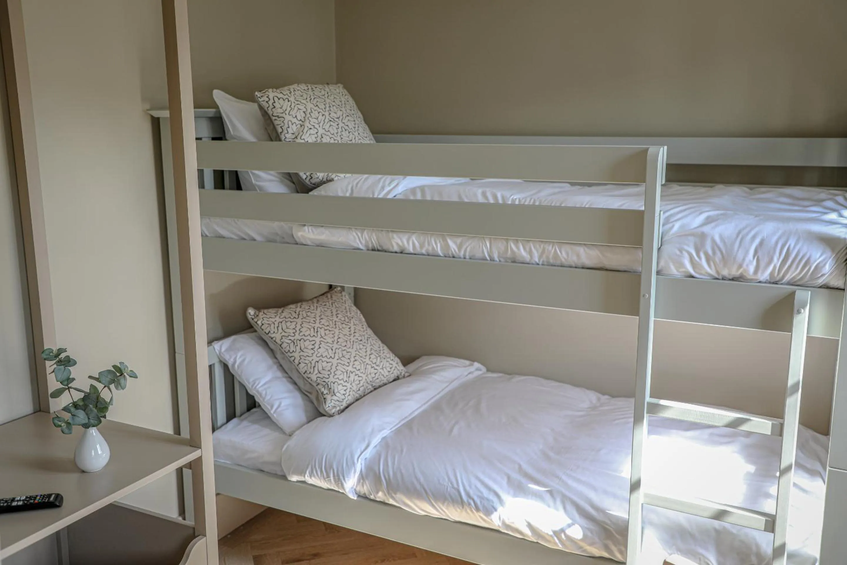 Bedroom, Bed in Bridge End Hotel