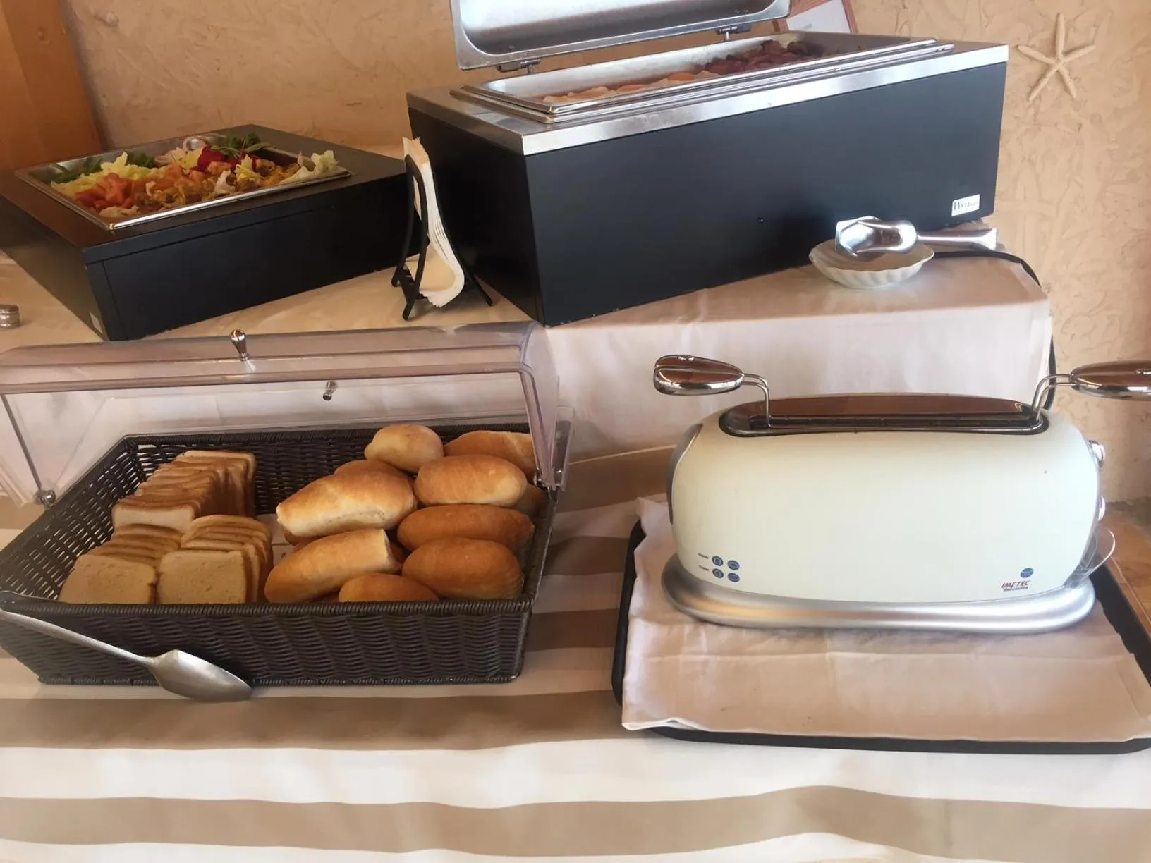 Buffet breakfast in Oldwell Hotel