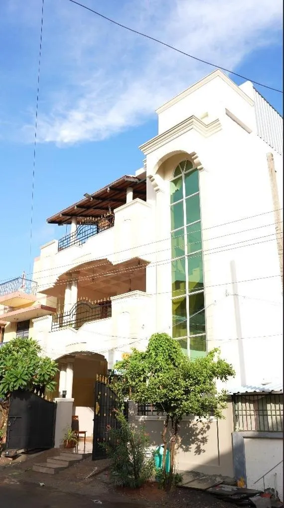 Property building in Dwaraka Guest House