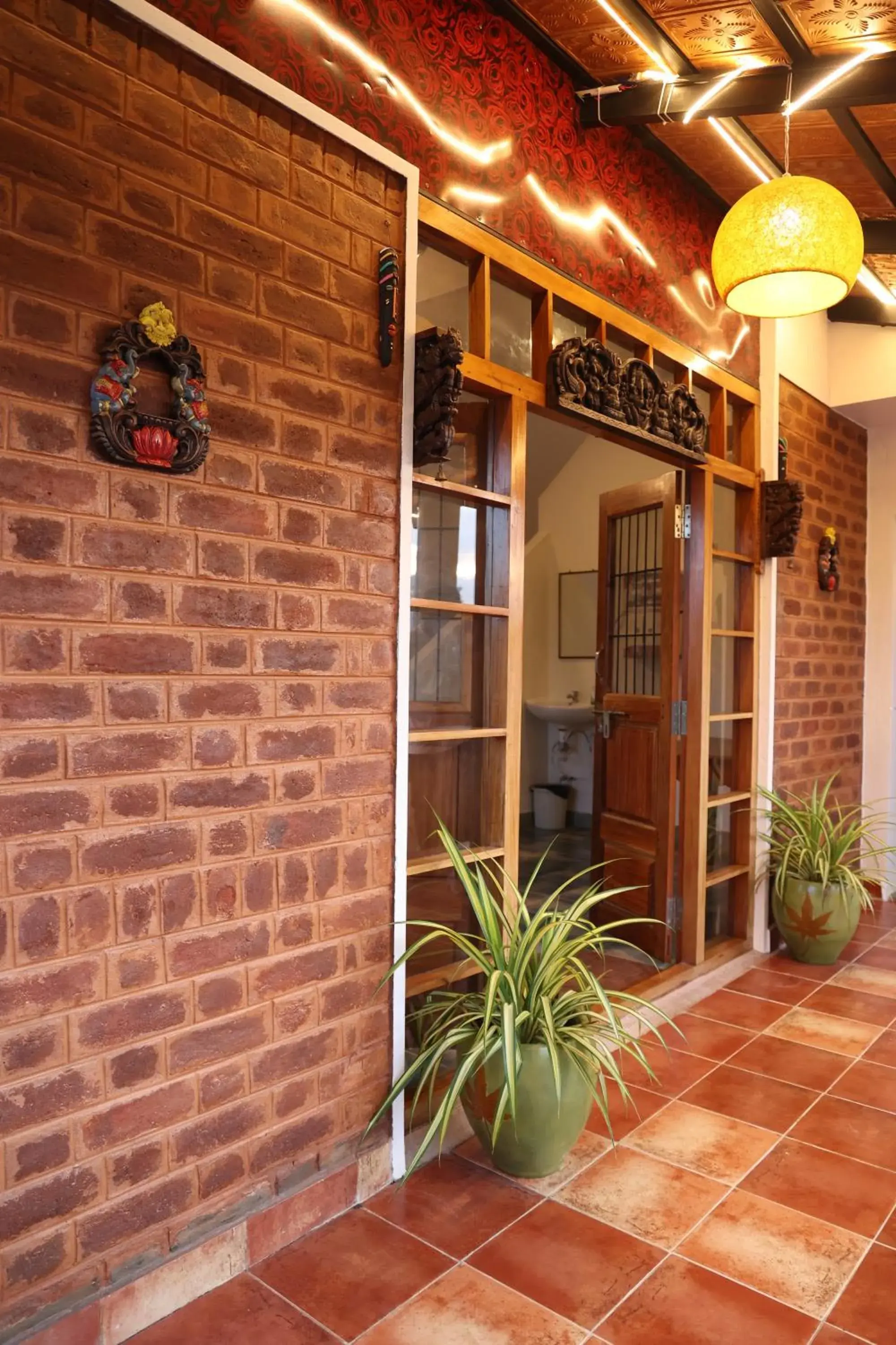 Restaurant/places to eat in Dwaraka Guest House Restaurant/places to eat in Dwaraka Guest House