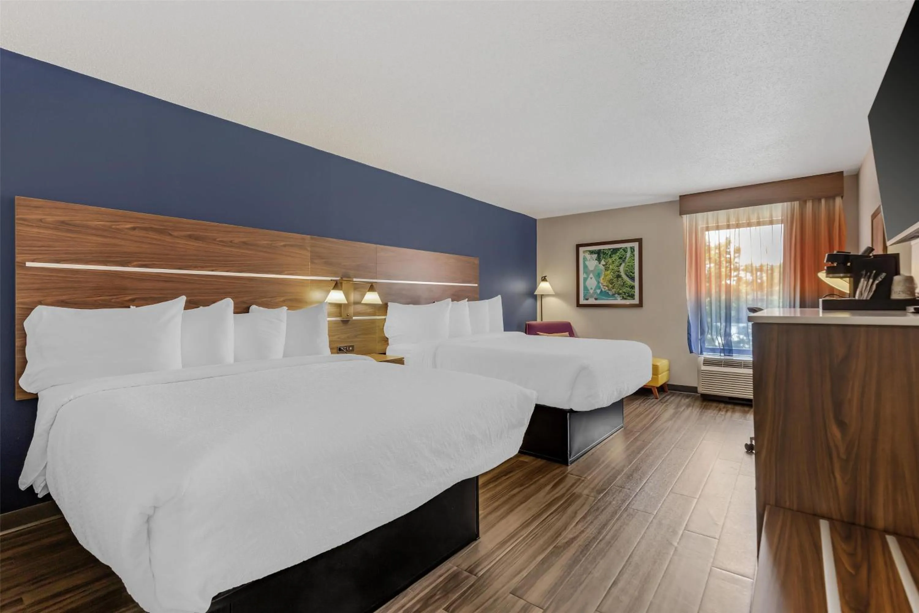 Bedroom, Bed in Best Western Plus Lexington Inn