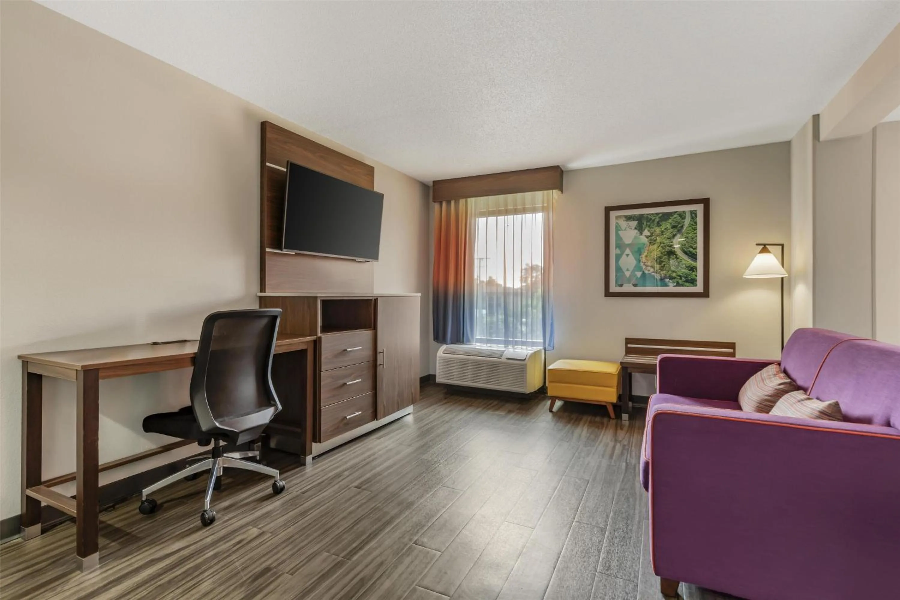 Bedroom in Best Western Plus Lexington Inn