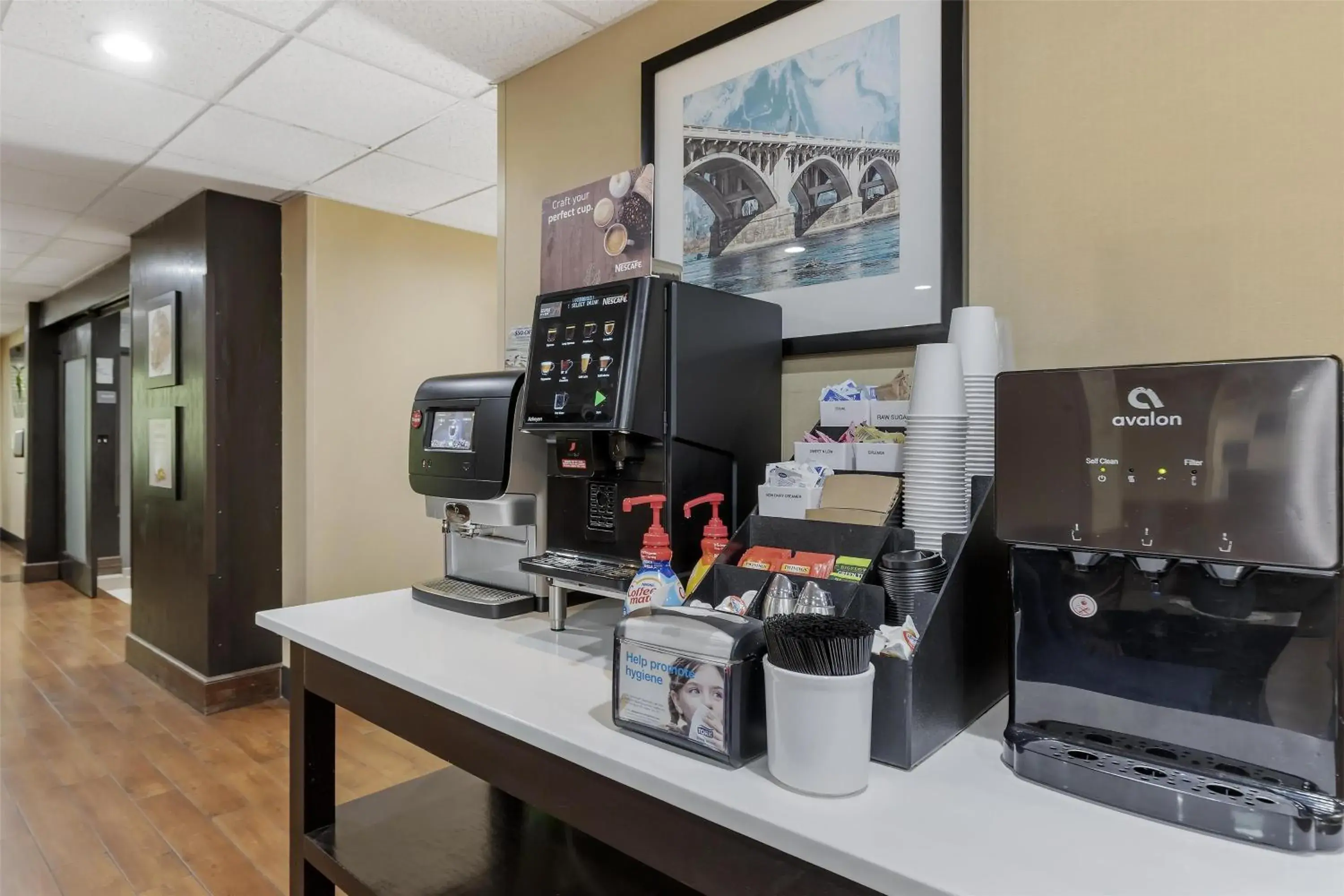 Breakfast in Best Western Plus Lexington Inn Breakfast in Best Western Plus Lexington Inn