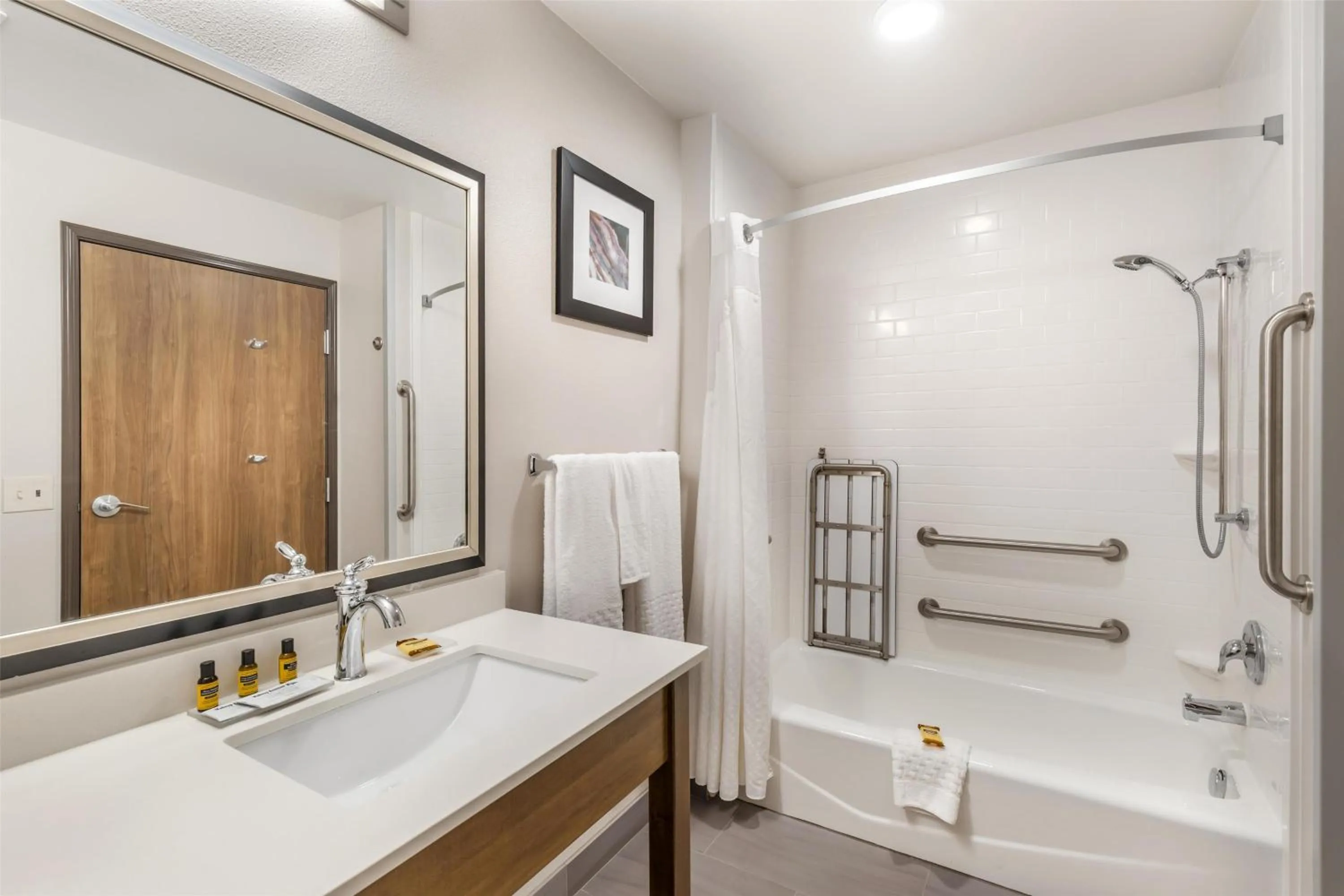 Bathroom in Best Western Plus Rapid City Rushmore