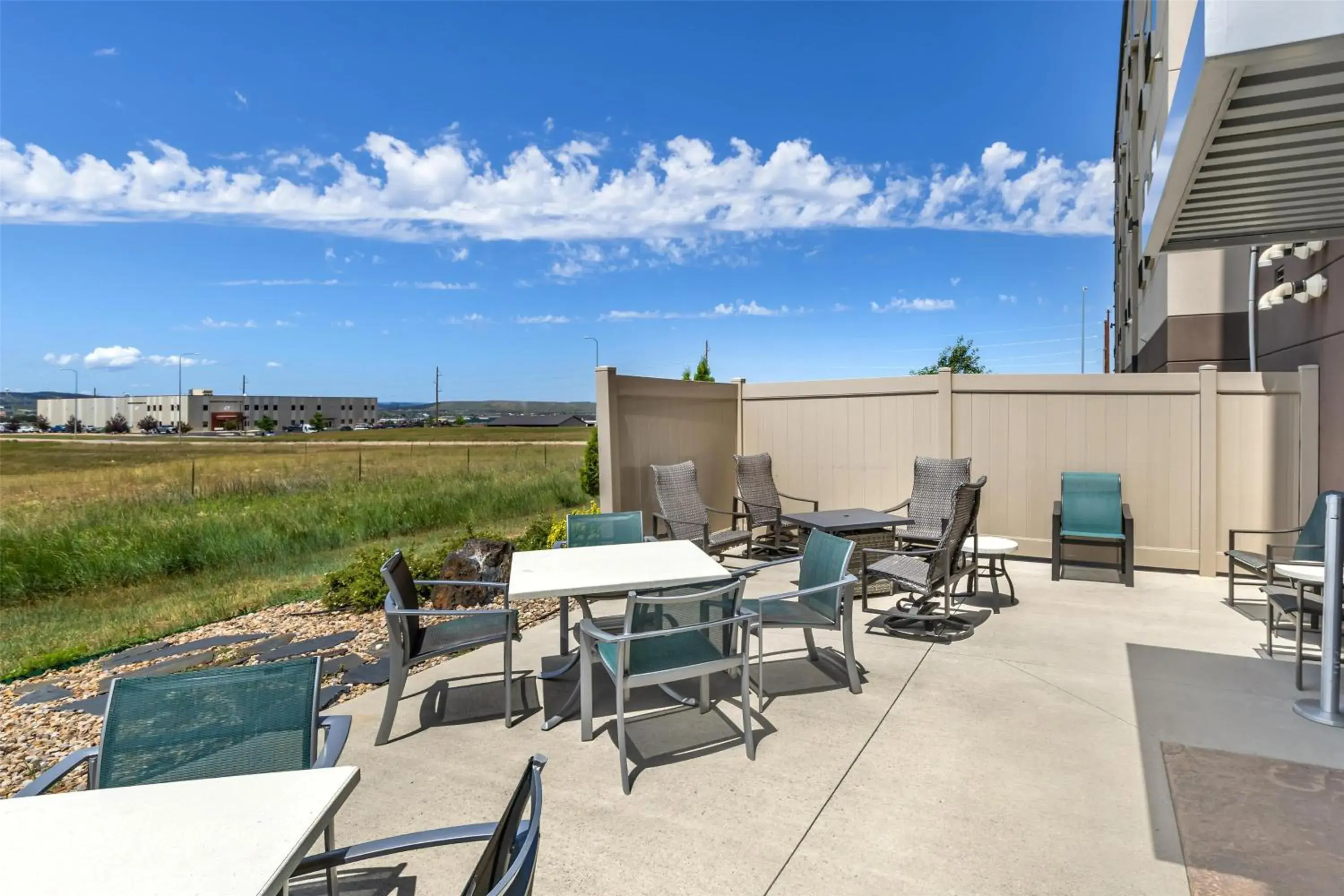 Property building in Best Western Plus Rapid City Rushmore Property building in Best Western Plus Rapid City Rushmore