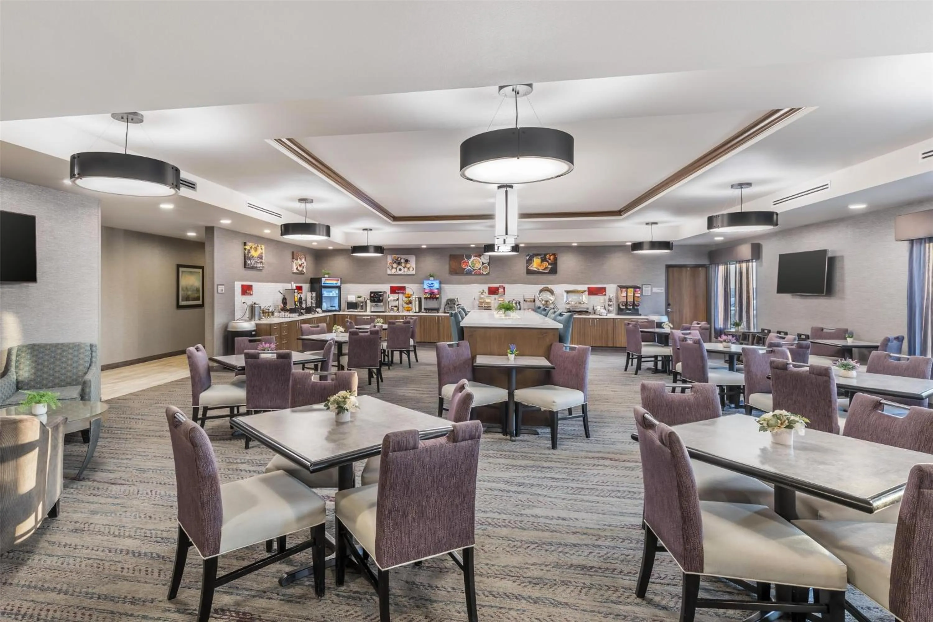 Breakfast in Best Western Plus Rapid City Rushmore