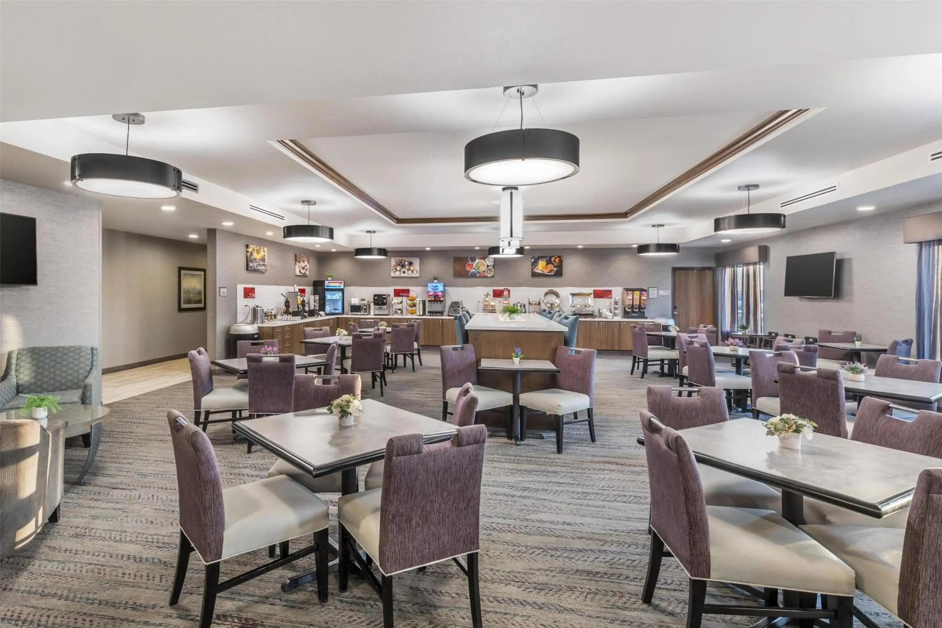 Breakfast in Best Western Plus Rapid City Rushmore Breakfast in Best Western Plus Rapid City Rushmore