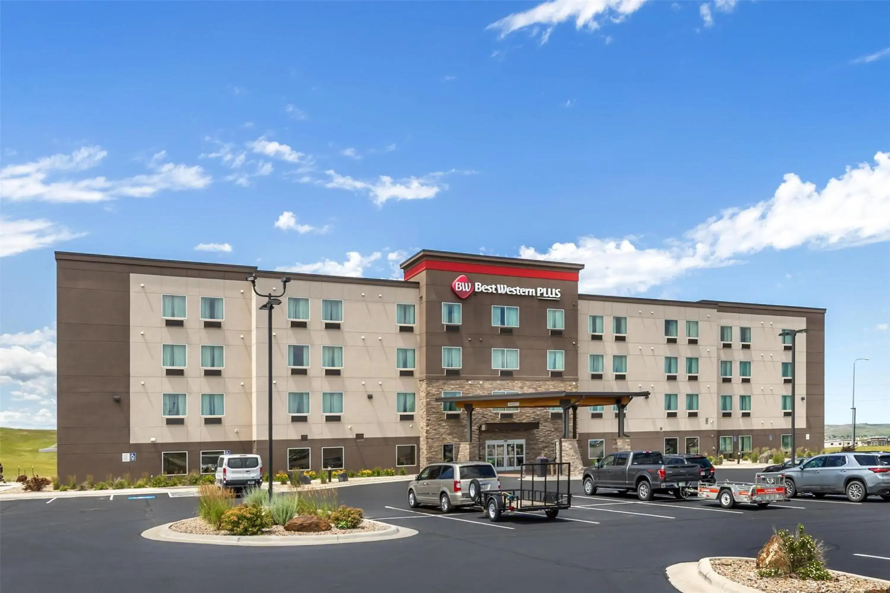 Property building in Best Western Plus Rapid City Rushmore Property building in Best Western Plus Rapid City Rushmore