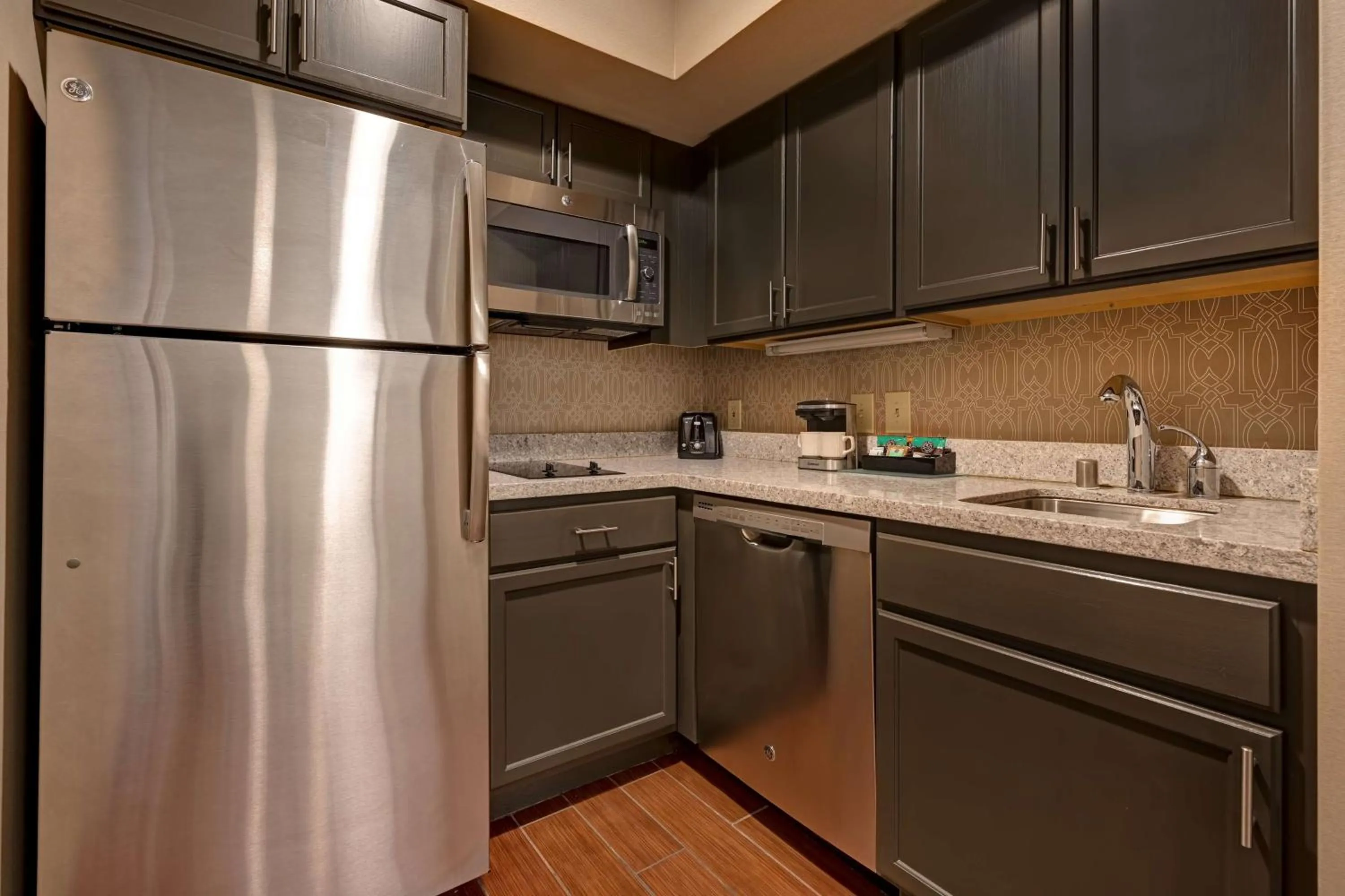 Kitchen or kitchenette in Homewood Suites by Hilton Boulder