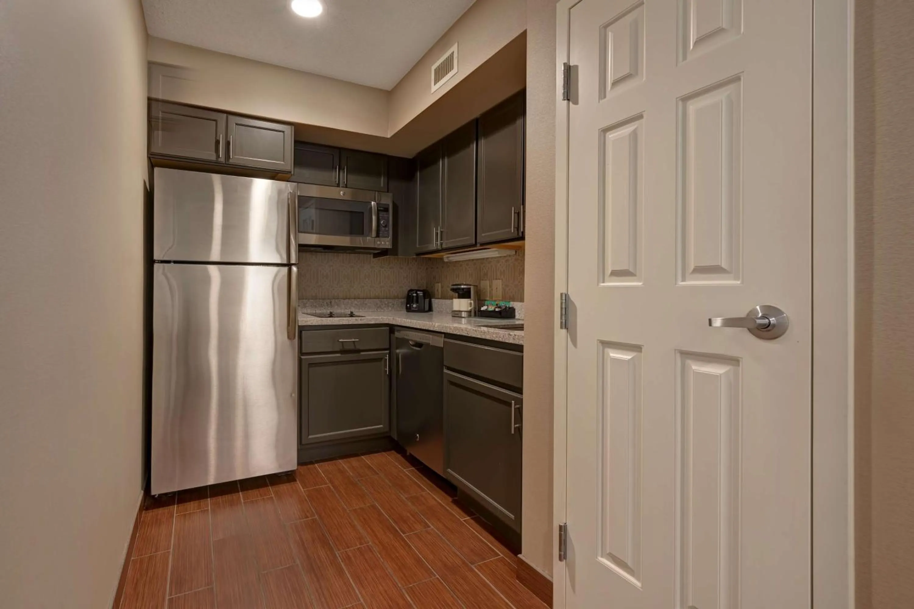 Kitchen or kitchenette in Homewood Suites by Hilton Boulder