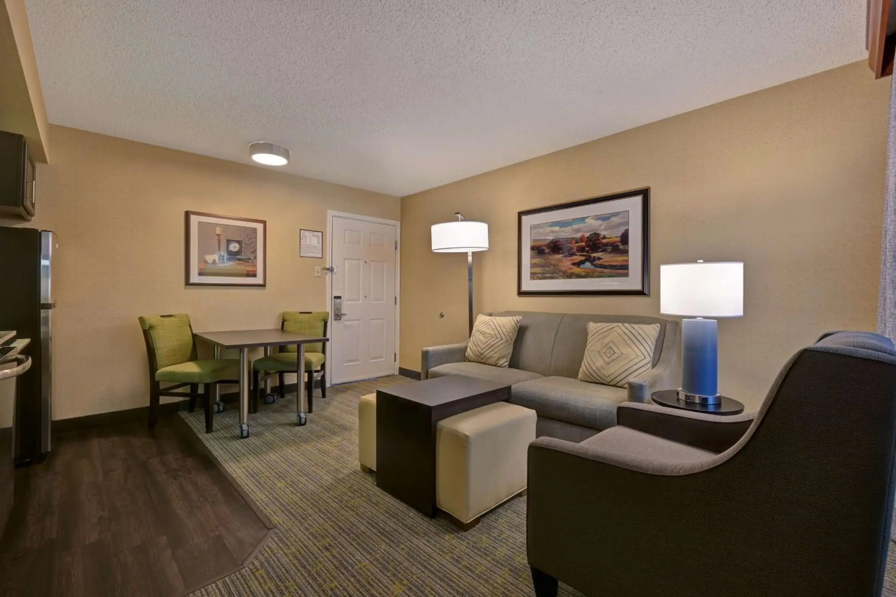 Living room in Homewood Suites by Hilton Boulder Living room in Homewood Suites by Hilton Boulder