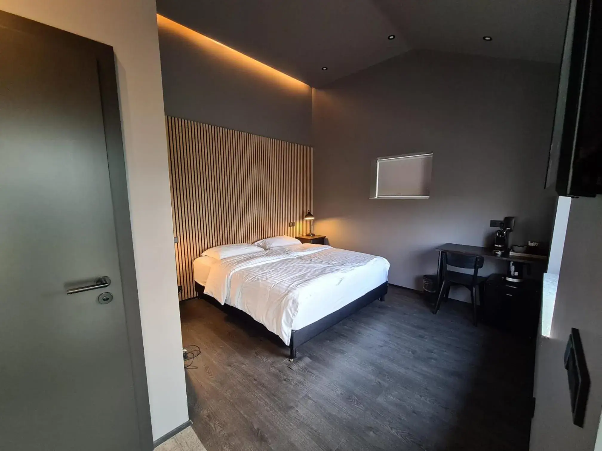 Double Room with Private Bathroom in The Barn Double Room with Private Bathroom in The Barn