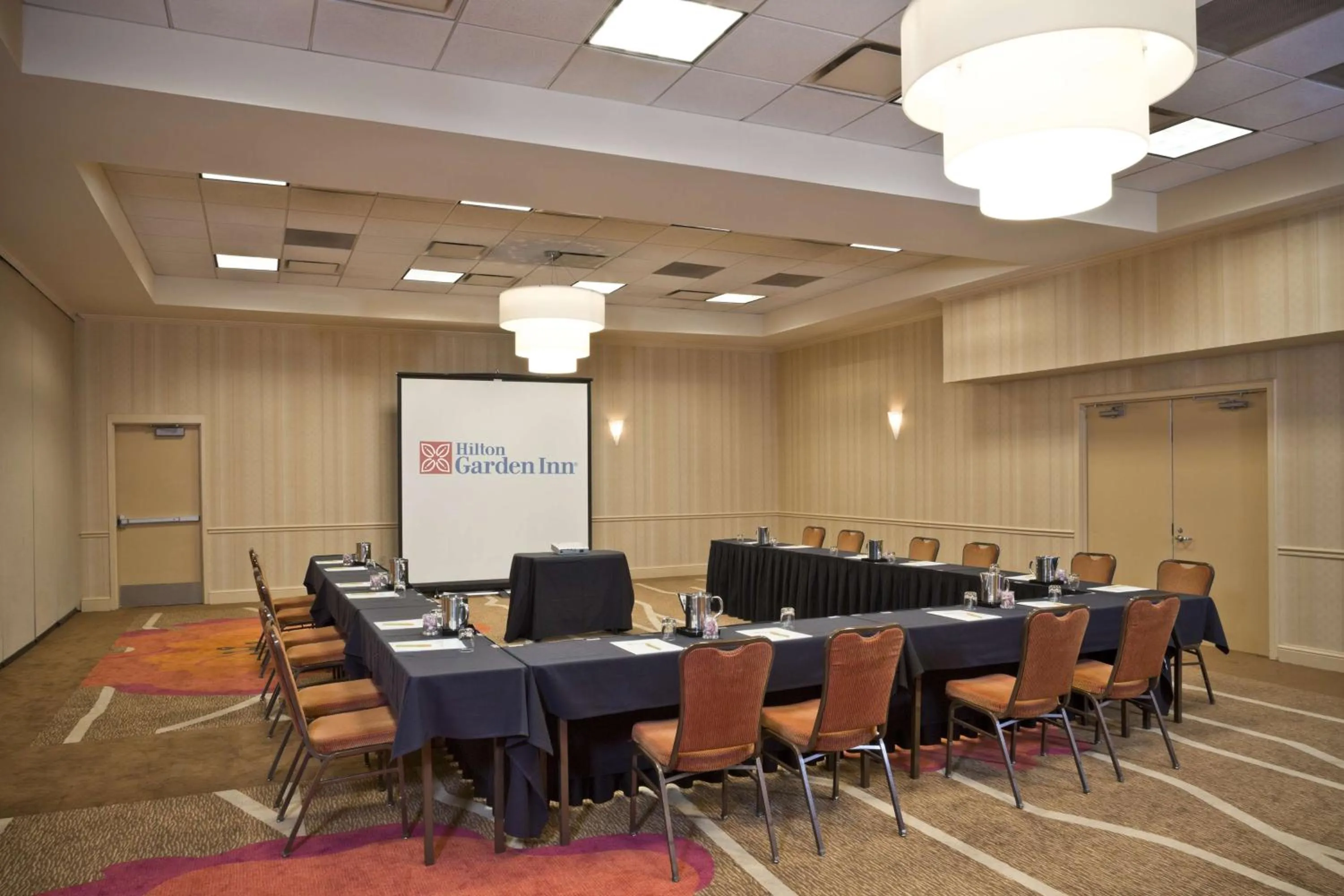 Meeting/conference room in Hilton Garden Inn White Marsh
