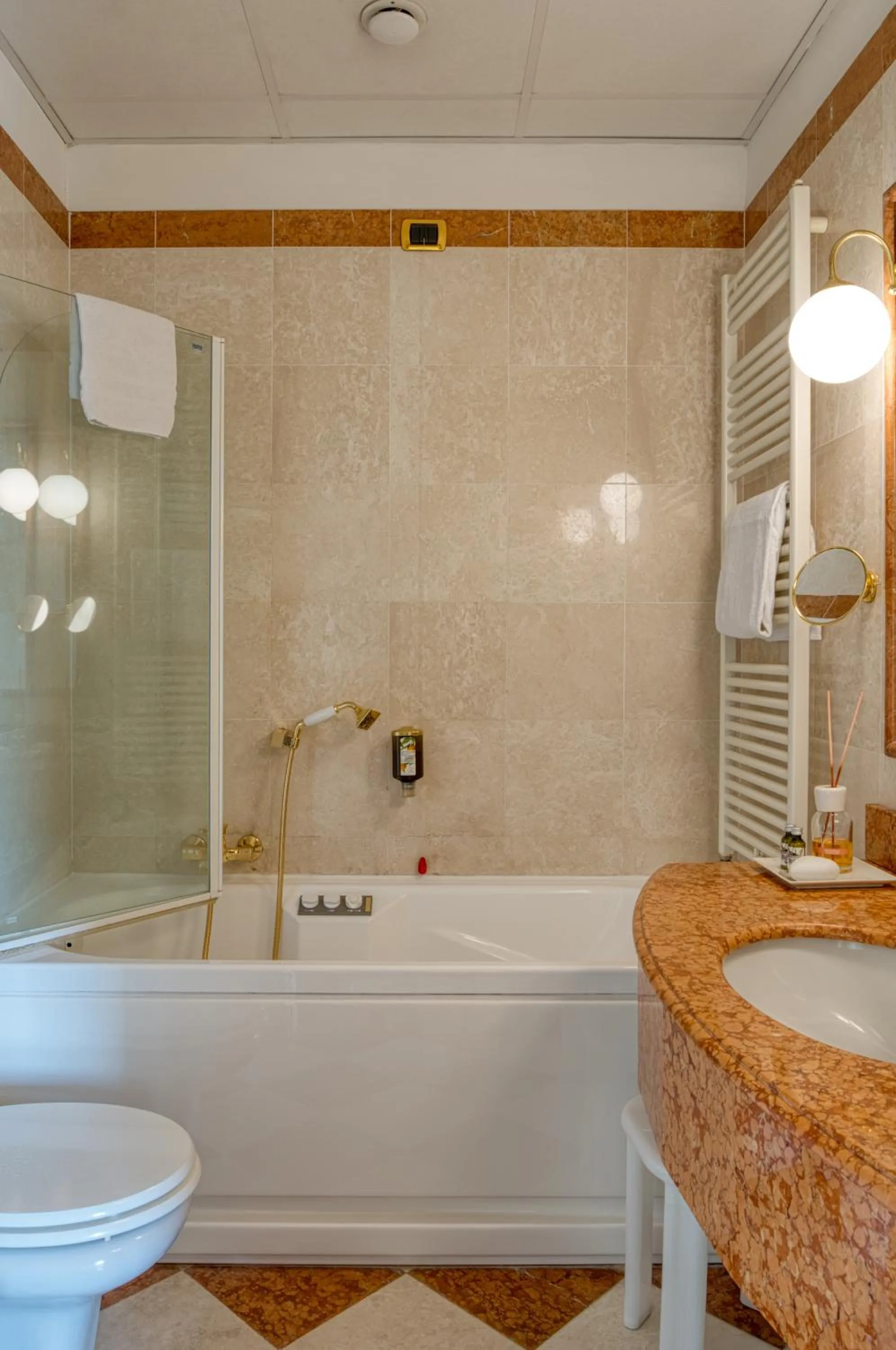 Bathroom in Hotel Galeazzi