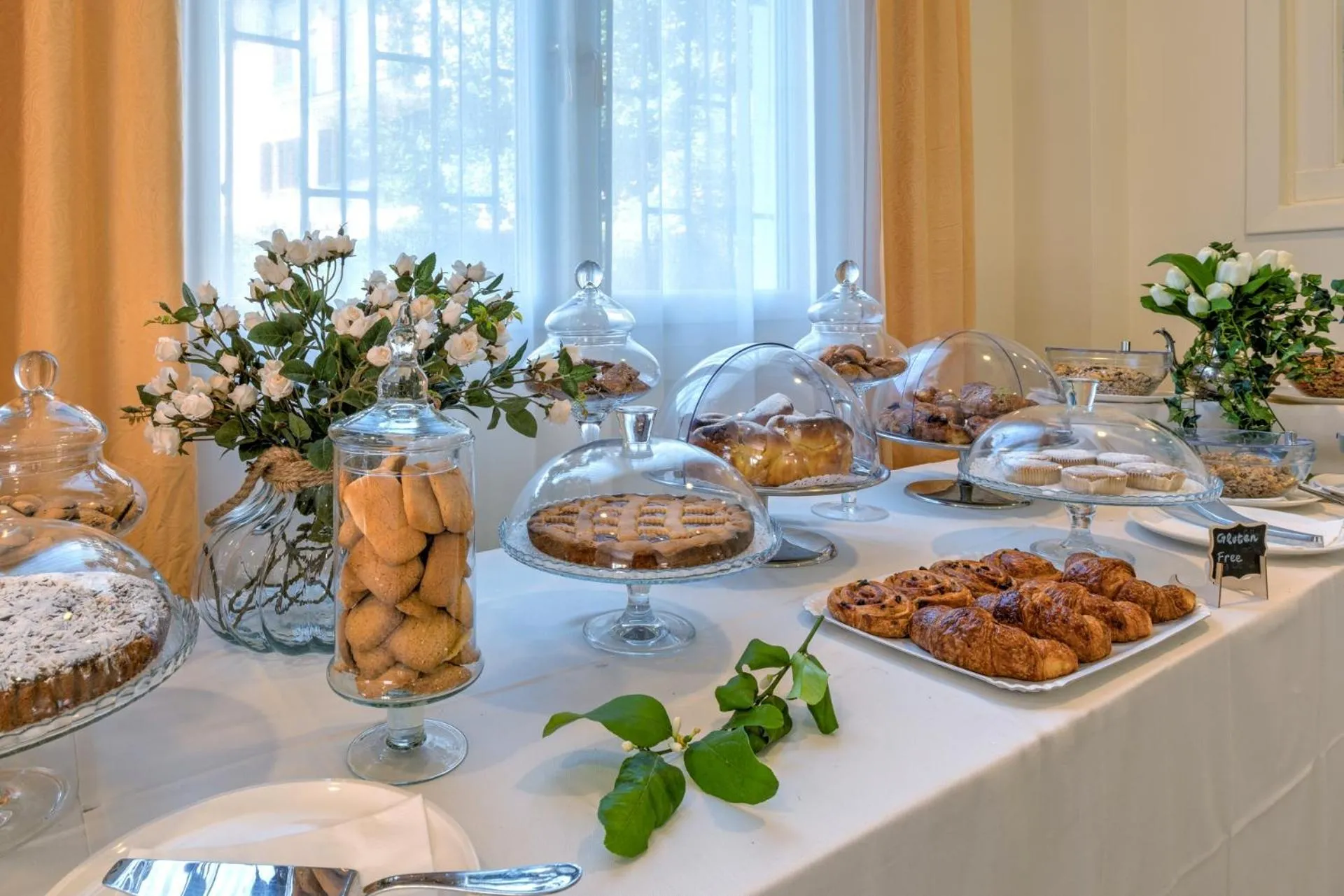 Breakfast in Hotel Galeazzi