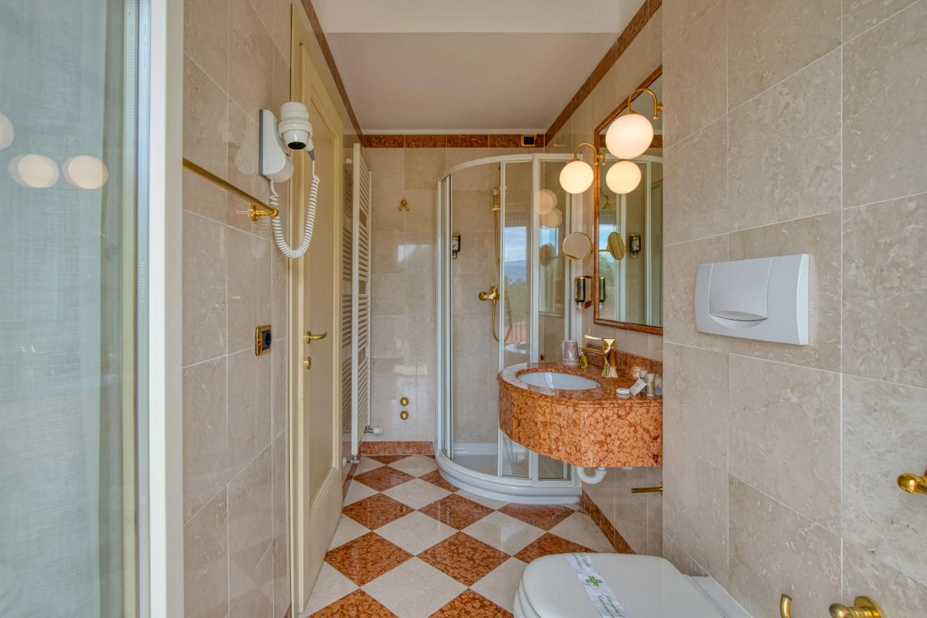 Bathroom in Hotel Galeazzi