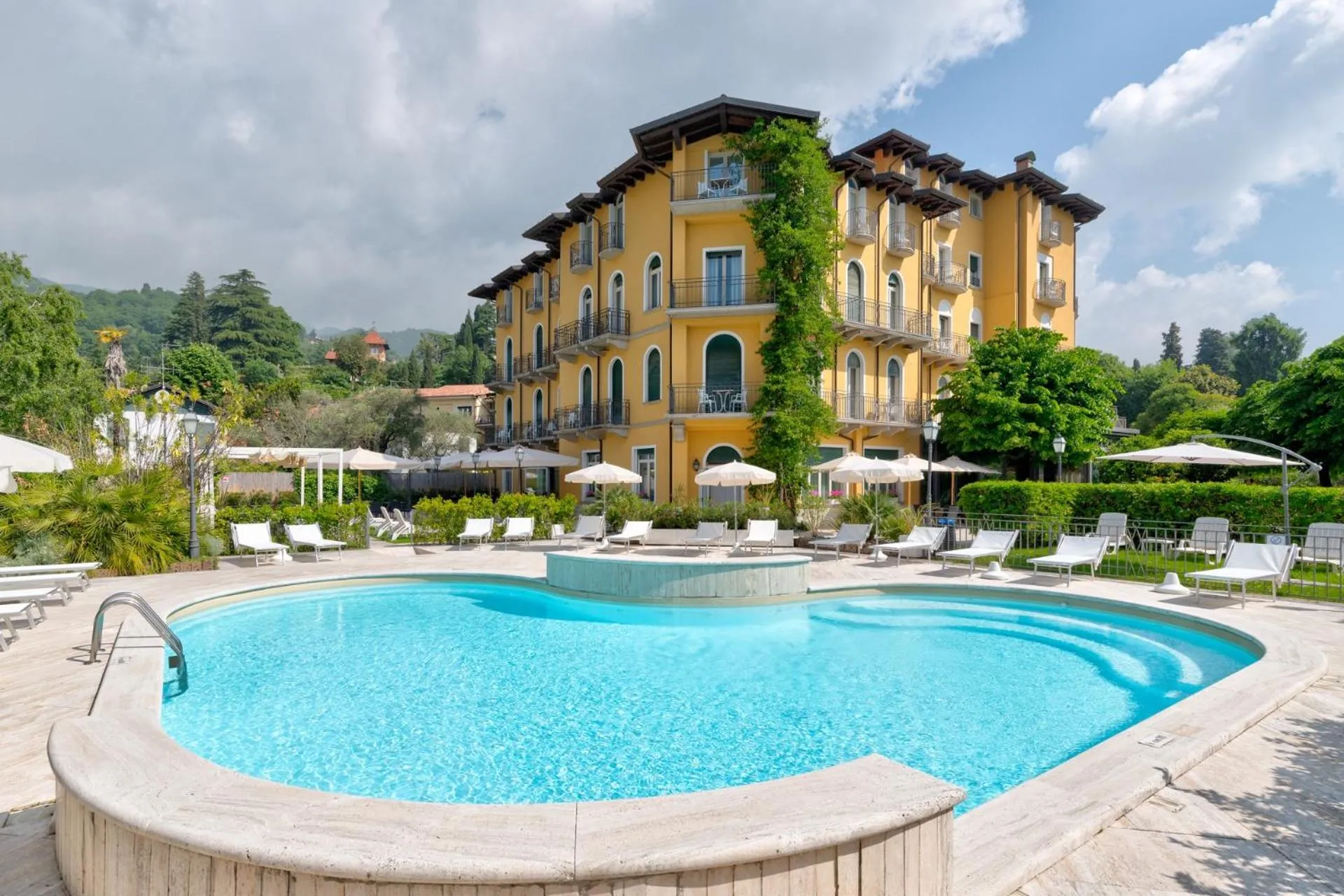 Swimming pool in Hotel Galeazzi
