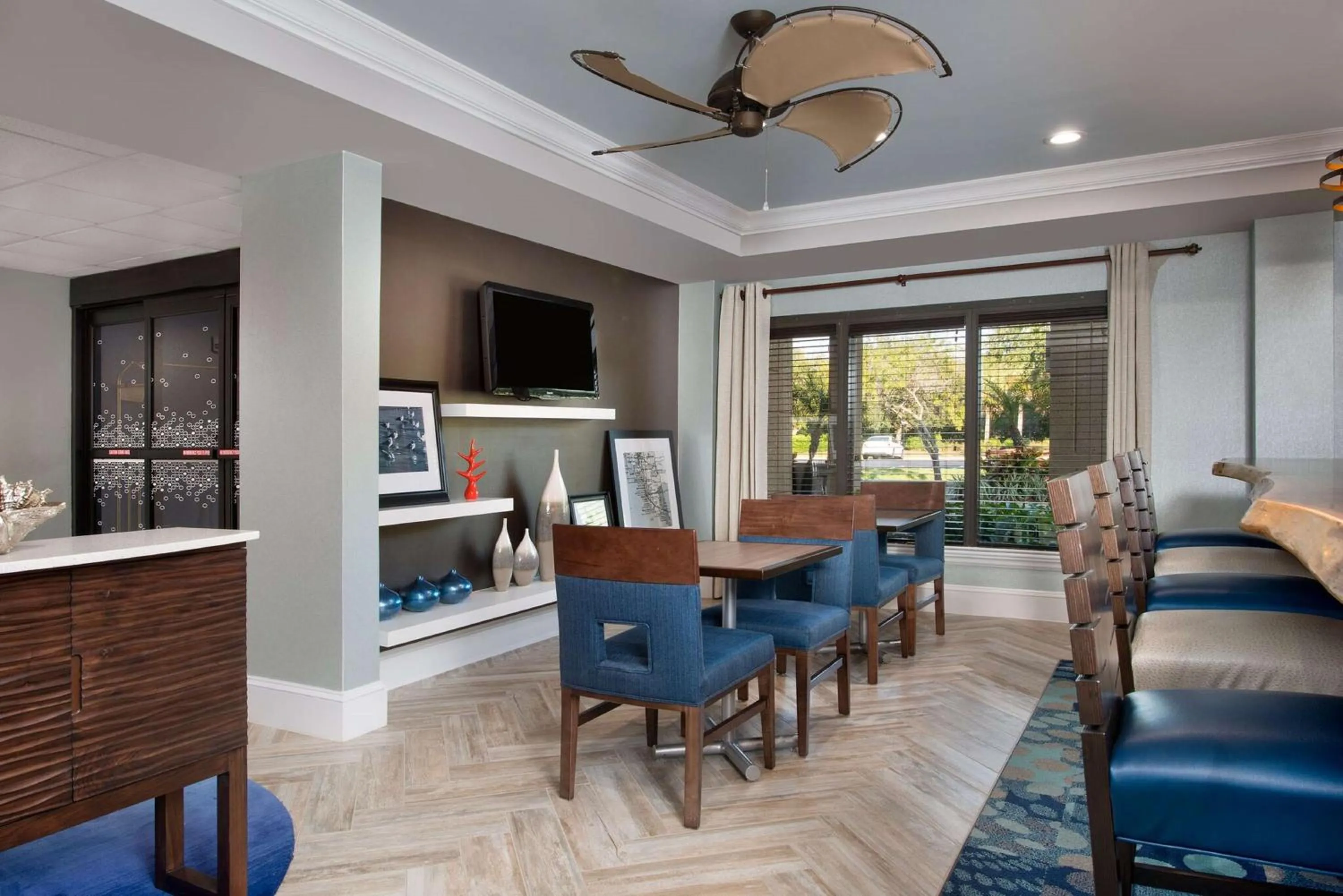 Lobby or reception in Hampton Inn Naples - I-75